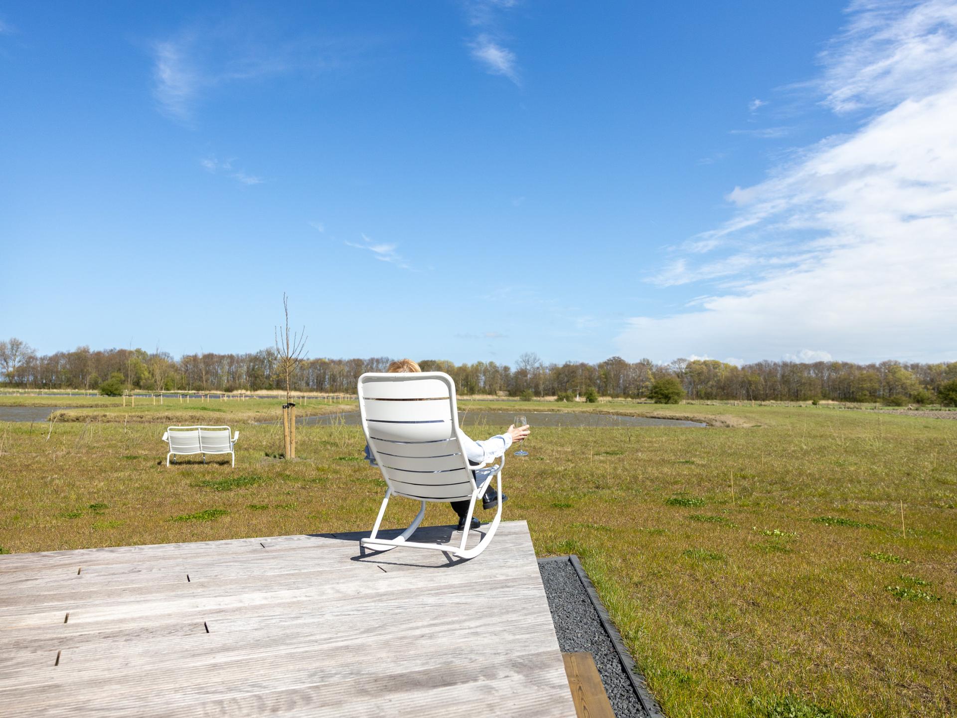 Natuurhuis met panoramisch terras aan het water in rustig Zeeland - foto 6