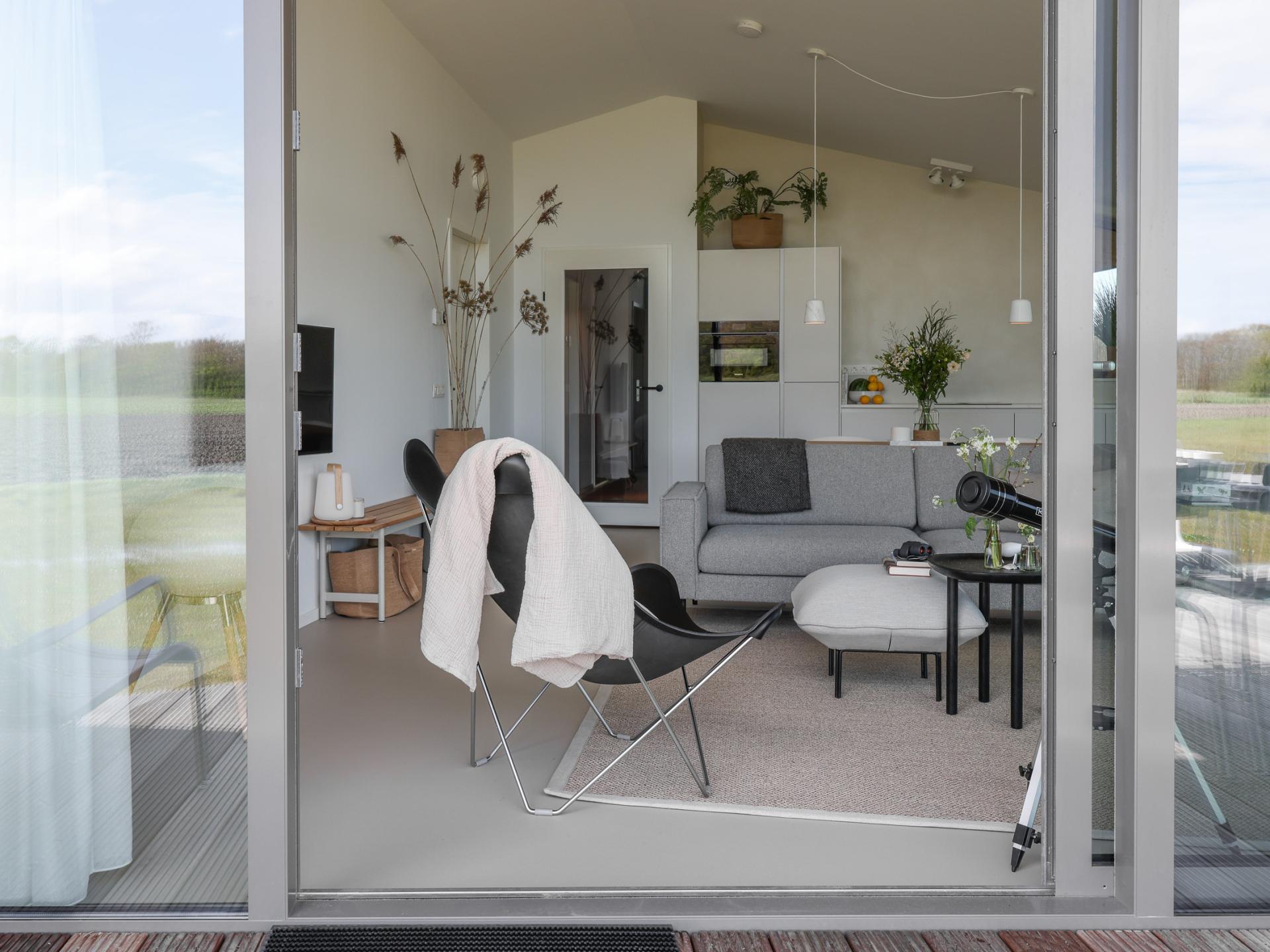 Natuurhuis met panoramisch terras aan het water in rustig Zeeland - foto 12