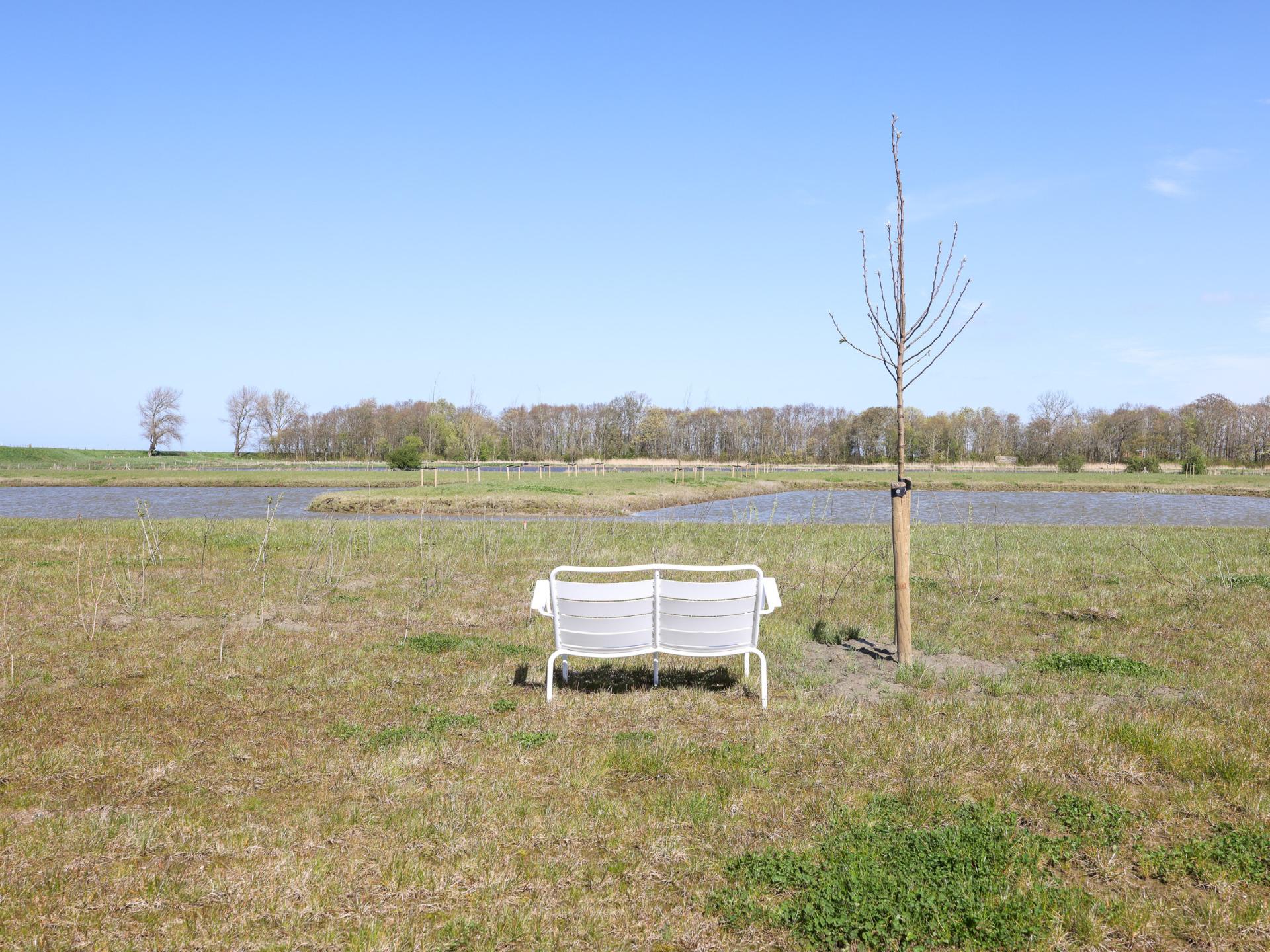 Natuurhuis met panoramisch terras aan het water in rustig Zeeland - foto 8