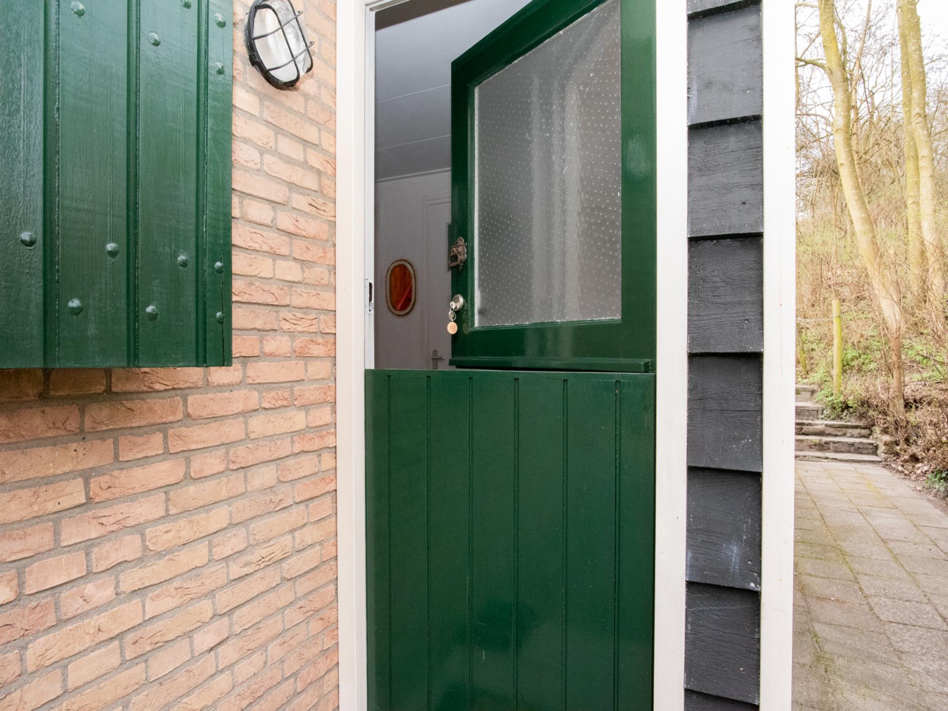 Duinhuis met sauna direct aan het Noordzeestrand in Vrouwenpolder - foto 8