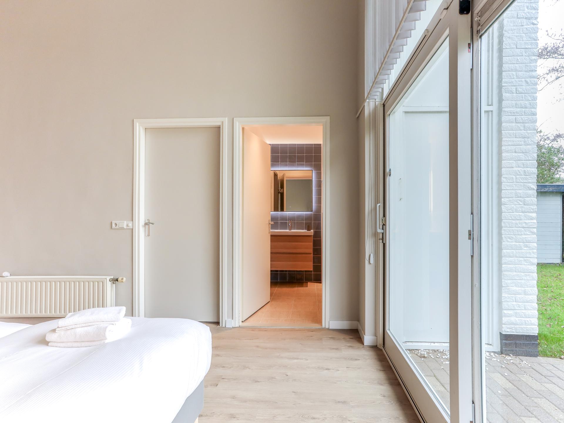 Vrijstaand vakantiehuis met sauna, 4 slaapkamers, op loopafstand van Veerse Meer - foto 11