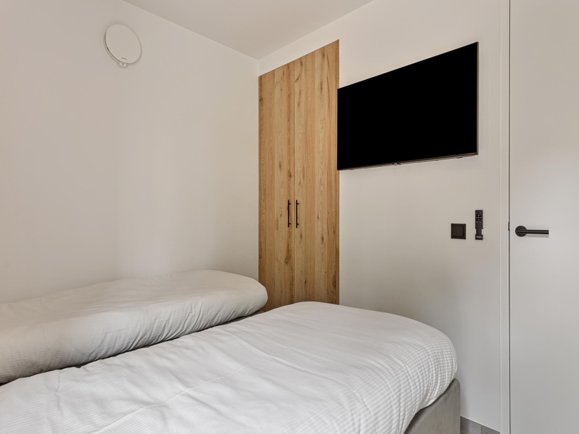 Wellness huisje met sauna en hottub op 330m van zee in Kamperland - foto 19