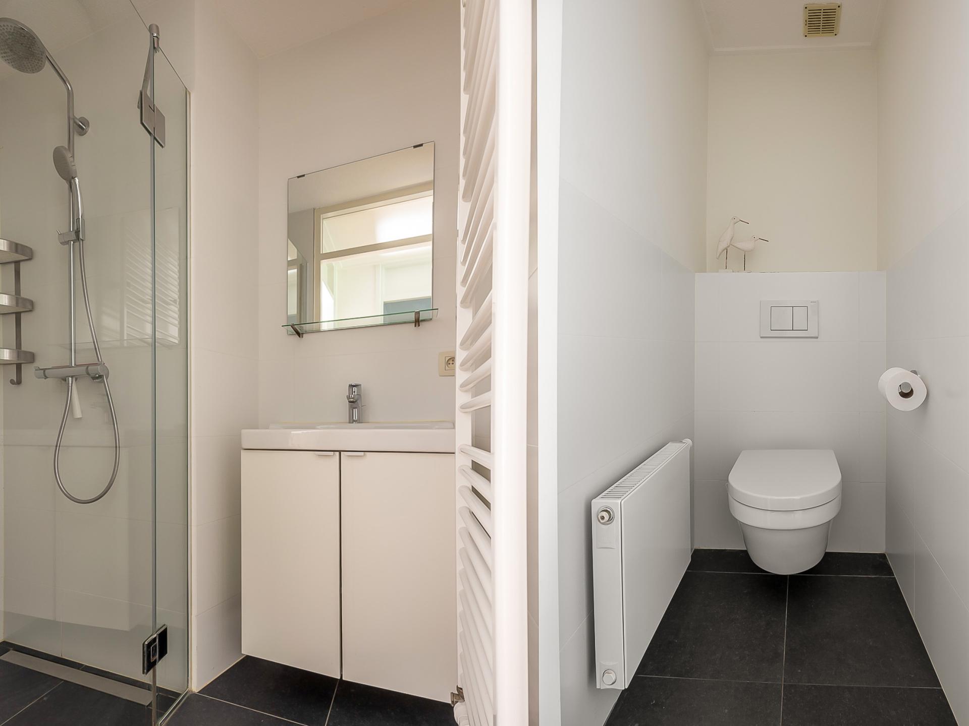 Vrijstaande villa aan Veerse Meer met panoramisch uitzicht en 5 slaapkamers - foto 17