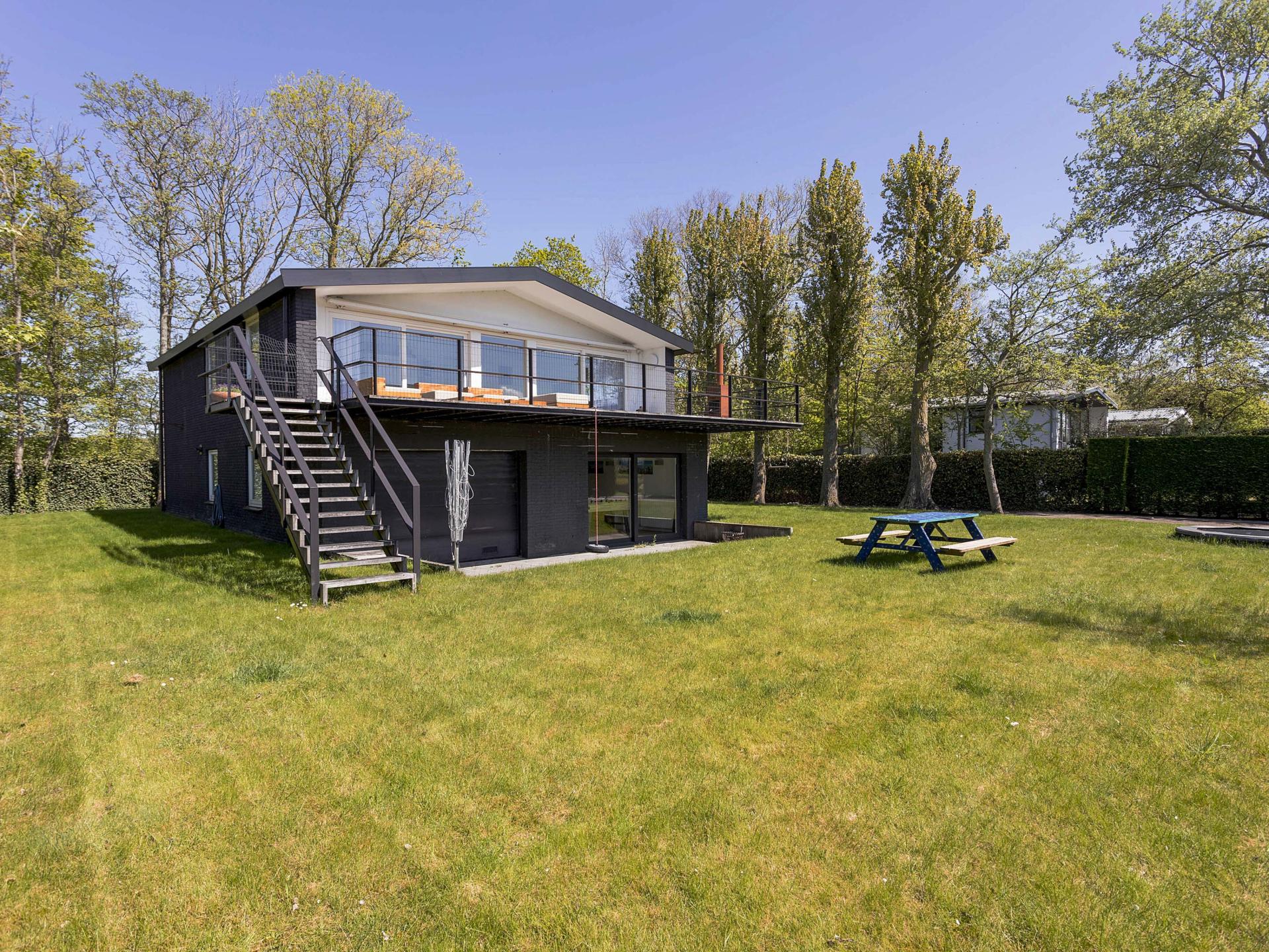 Villa met panoramisch uitzicht over Veerse Meer in Kamperland - foto 32