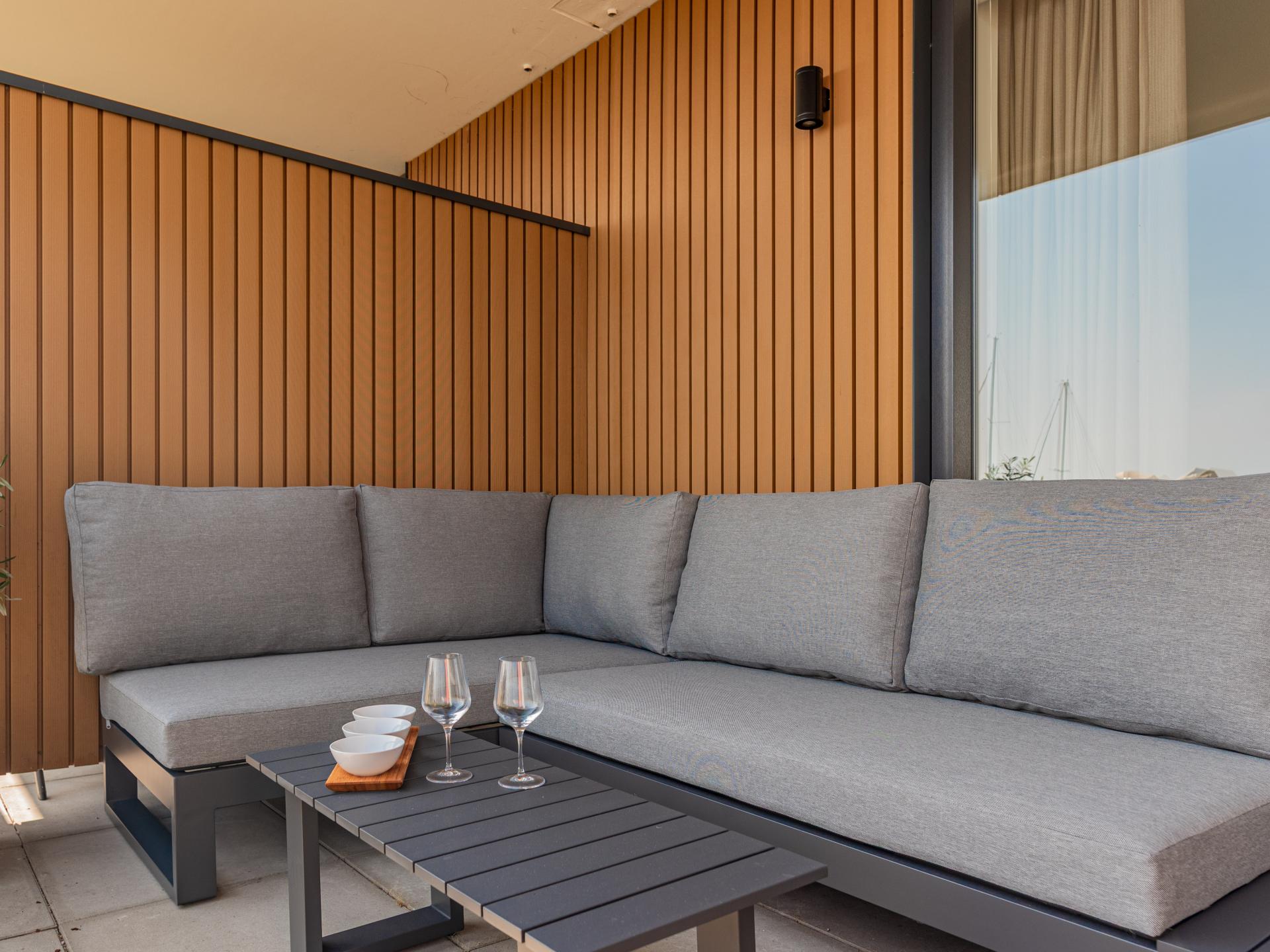 Luxe appartement aan de haven van Kamperland met terras aan het water - foto 17