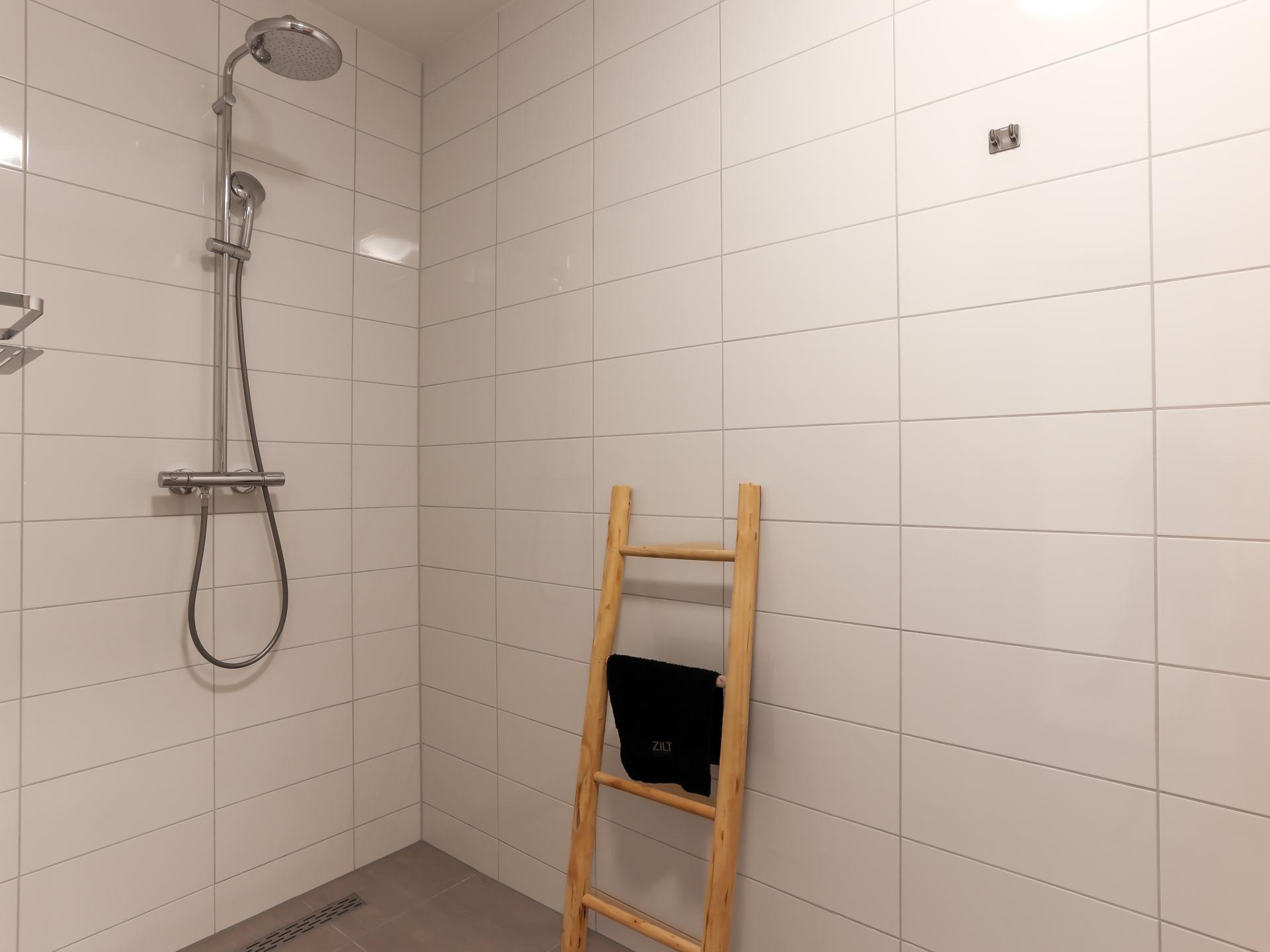 Modern appartement met balkon aan de haven van Kamperland - foto 31
