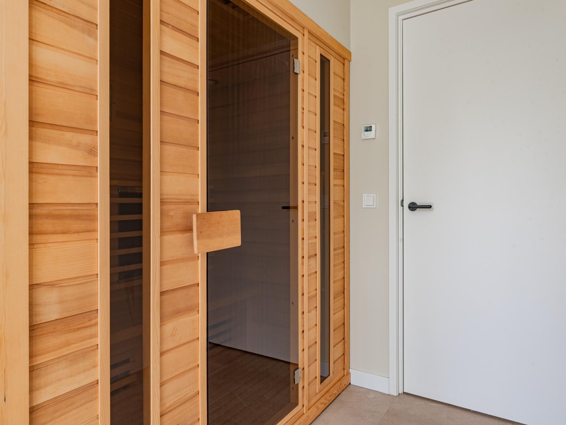 Luxe 10-persoonsvilla met infraroodsauna op 150m van strand Zoutelande - foto 21
