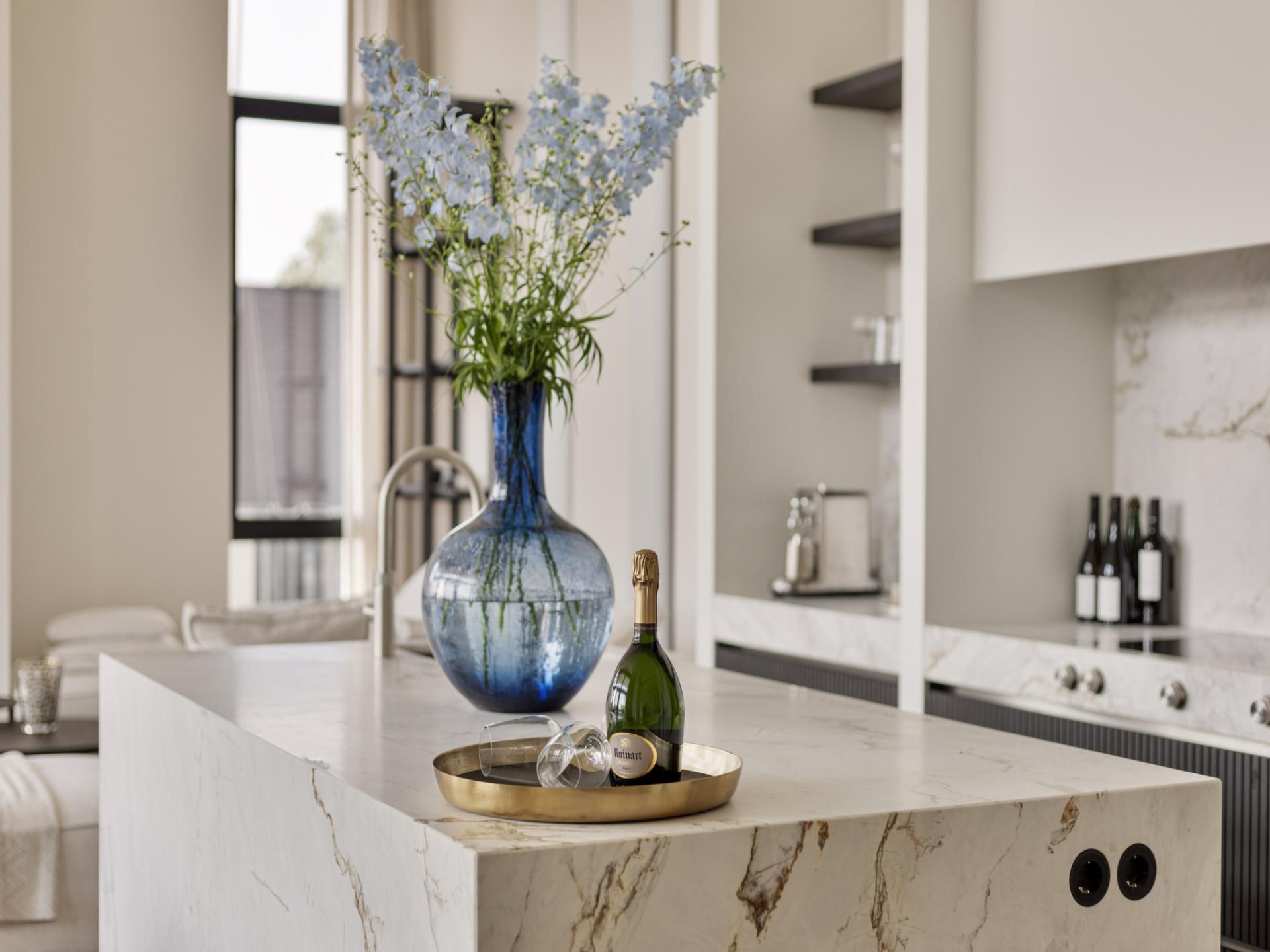 Luxe watervilla met zwembad en steiger aan het water in Kamperland - foto 8