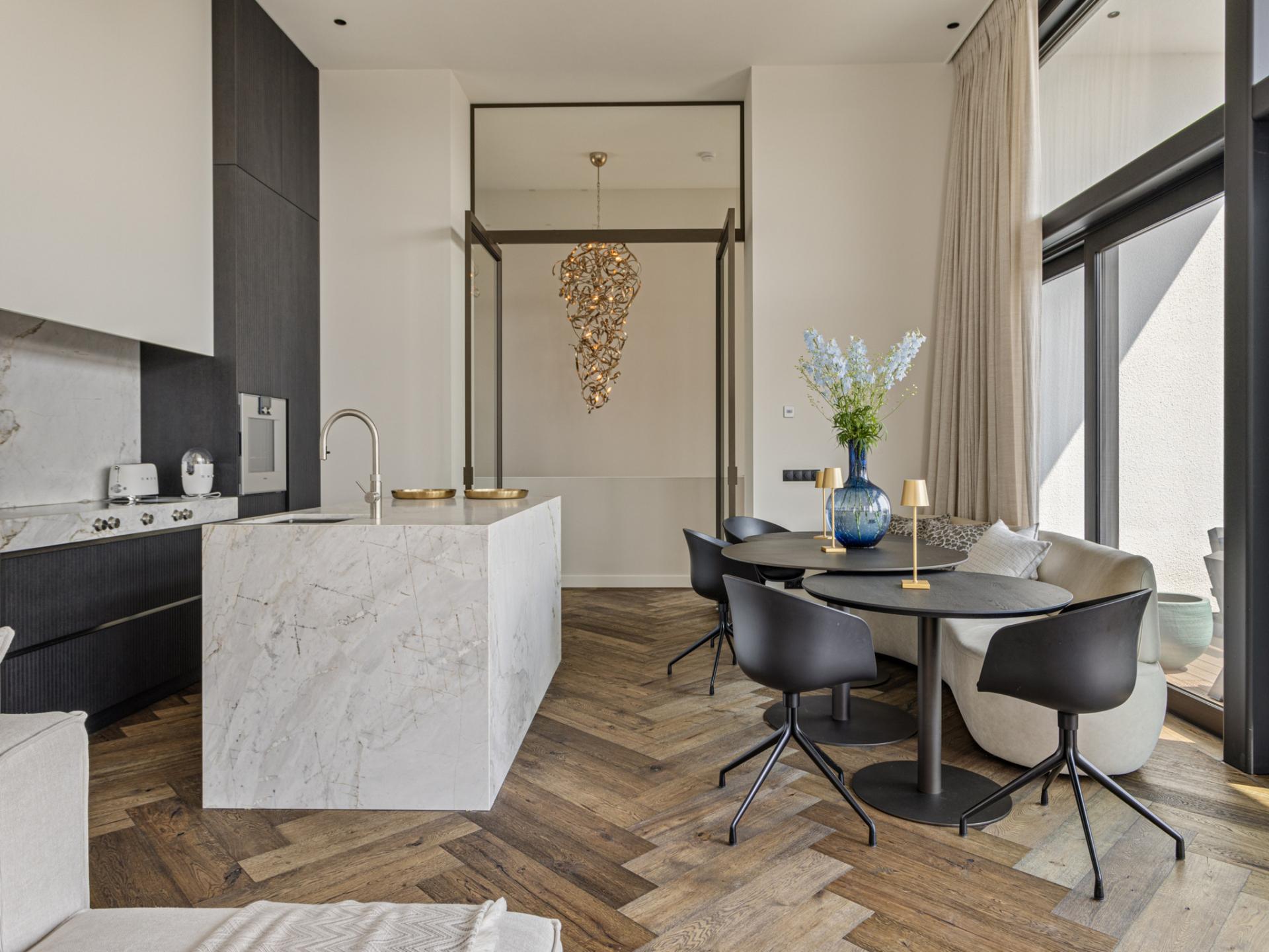 Luxe watervilla met zwembad en steiger aan het water in Kamperland - foto 13