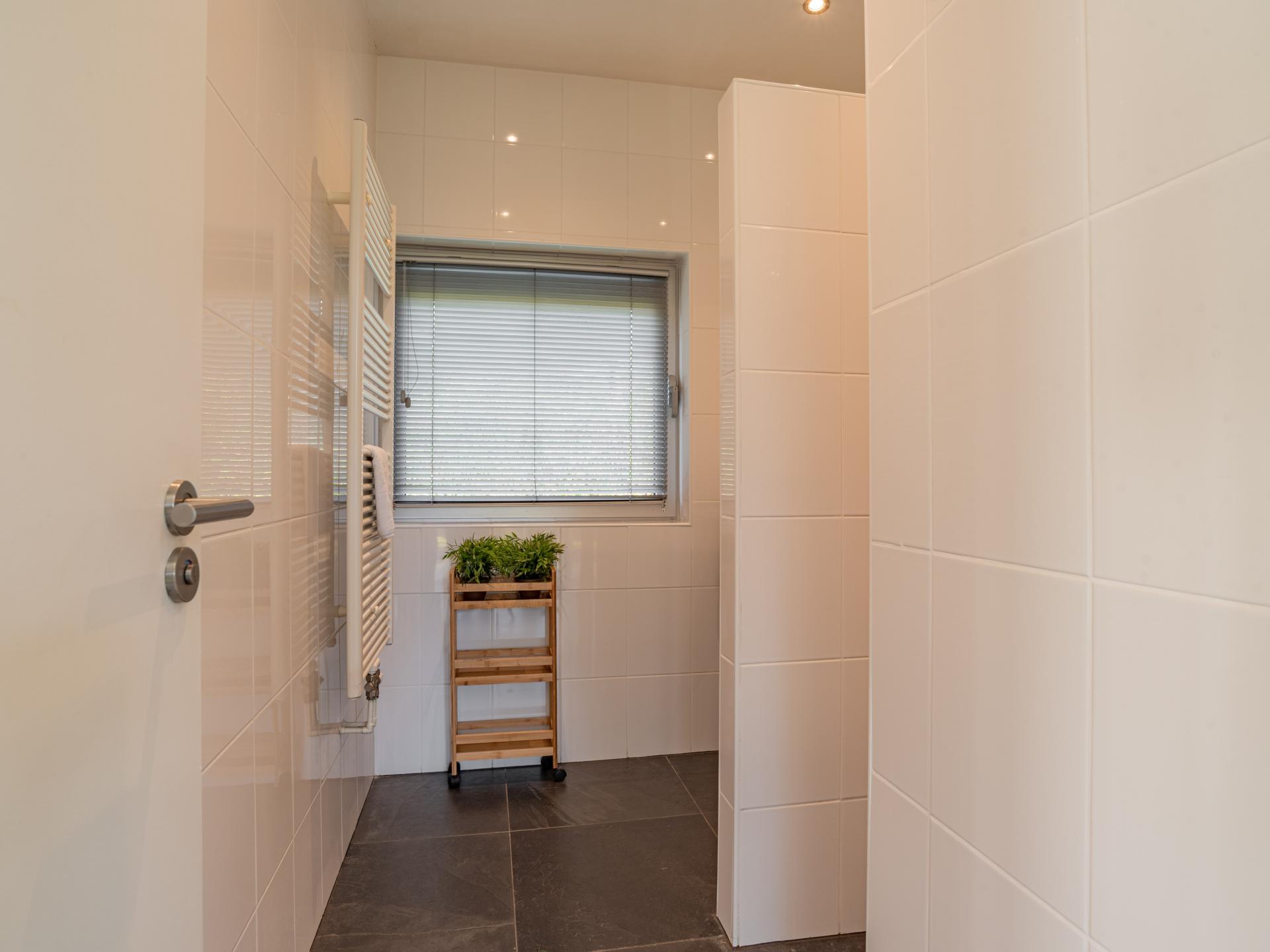 Vrijstaand duinhuis met zeezicht, 6 pers., 390m van centrum Kamperland - foto 19