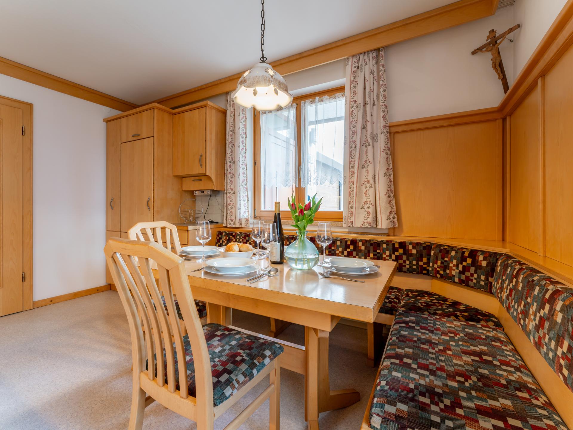 Licht appartement met serre & grote tuin in Saalfelden, vlakbij skilift - foto 7