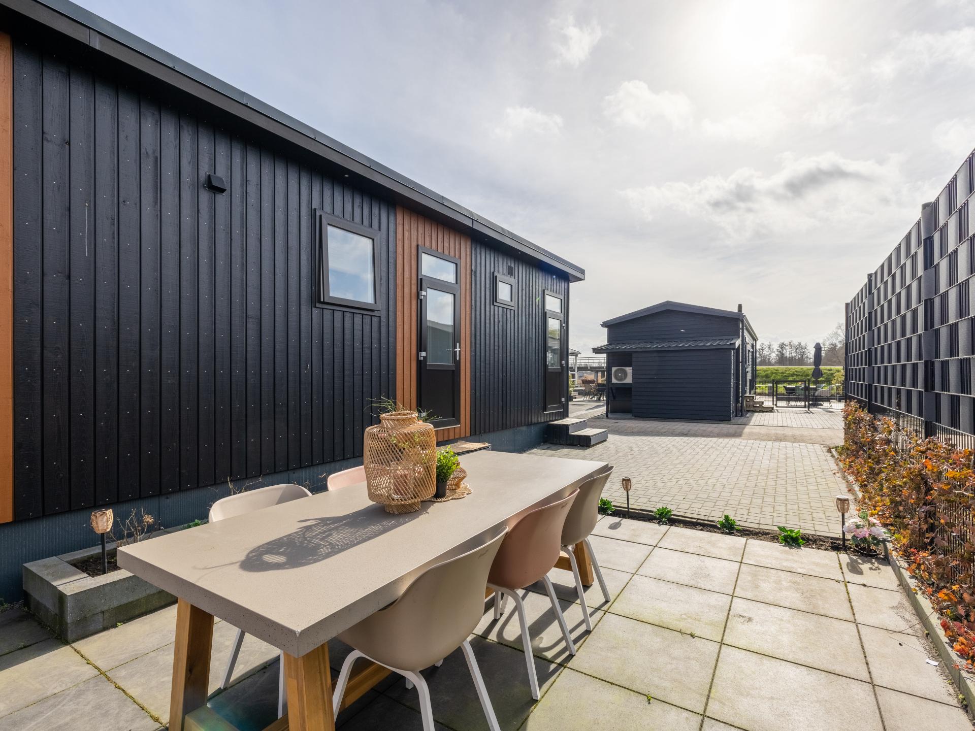 Sfeervolle water lodge met zonnig terras in hartje Giethoorn - foto 33
