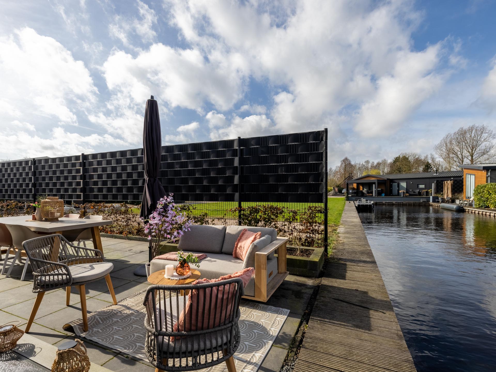 Sfeervolle water lodge met zonnig terras in hartje Giethoorn - foto 32