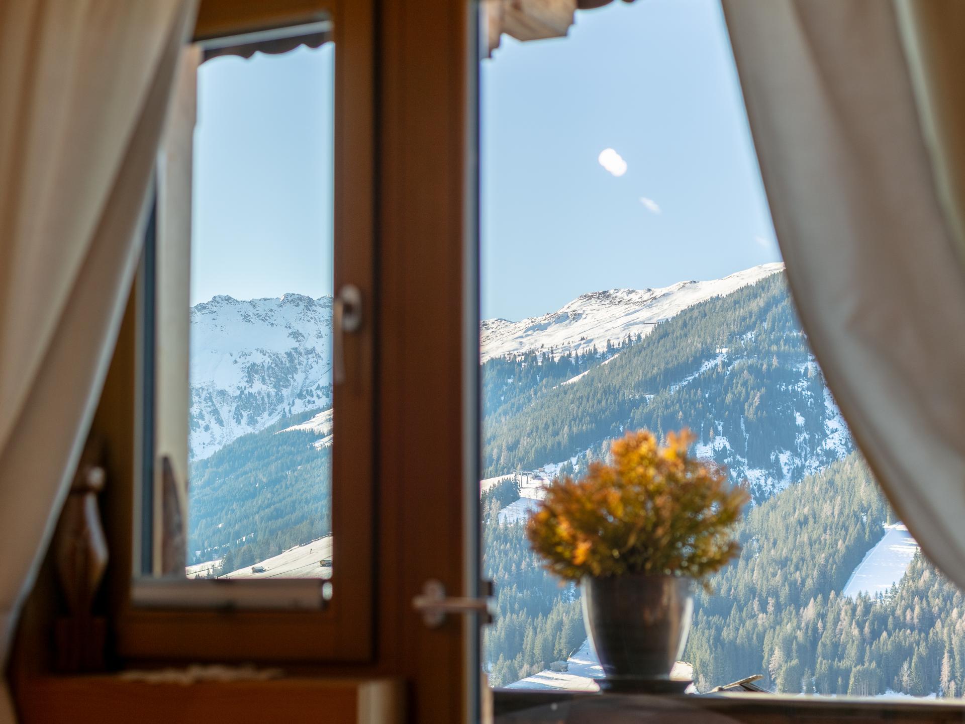 Panoramisch appartement in Alpbach, 350m van de piste & dorp - foto 5