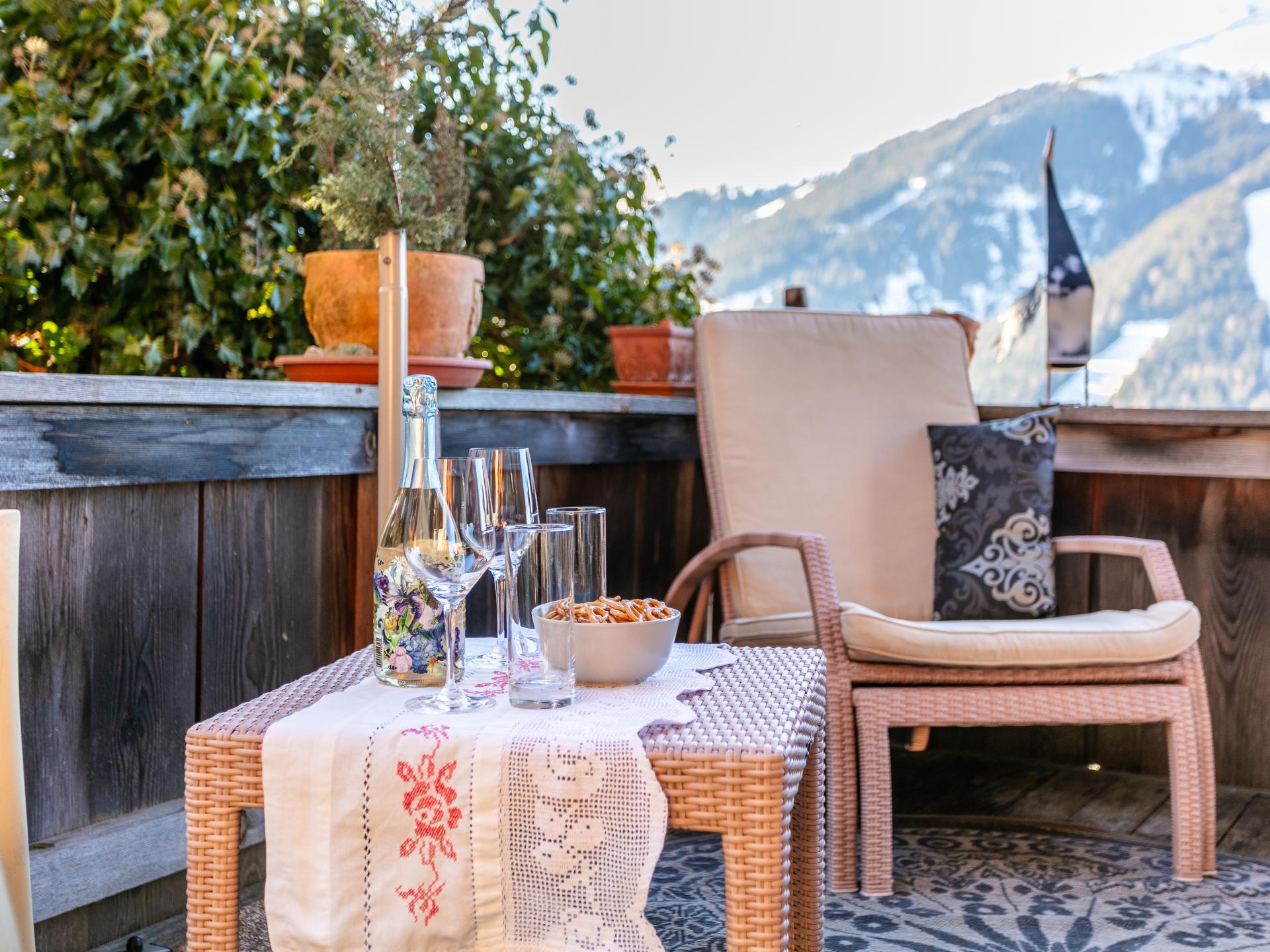 Panoramisch appartement in Alpbach, 350m van de piste & dorp - foto 23
