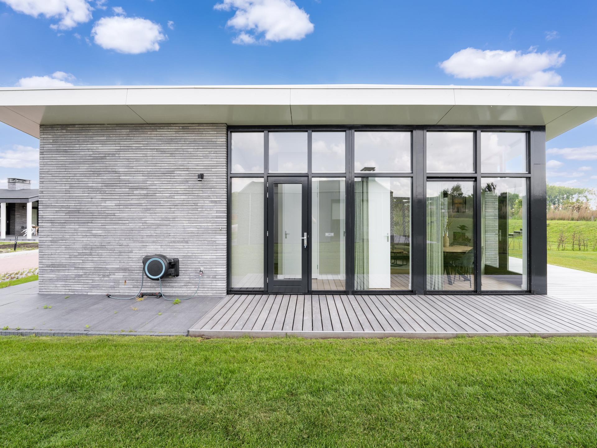 Vrijstaand huisje aan de Kaagplassen met uitzicht op water en weilanden - foto 23