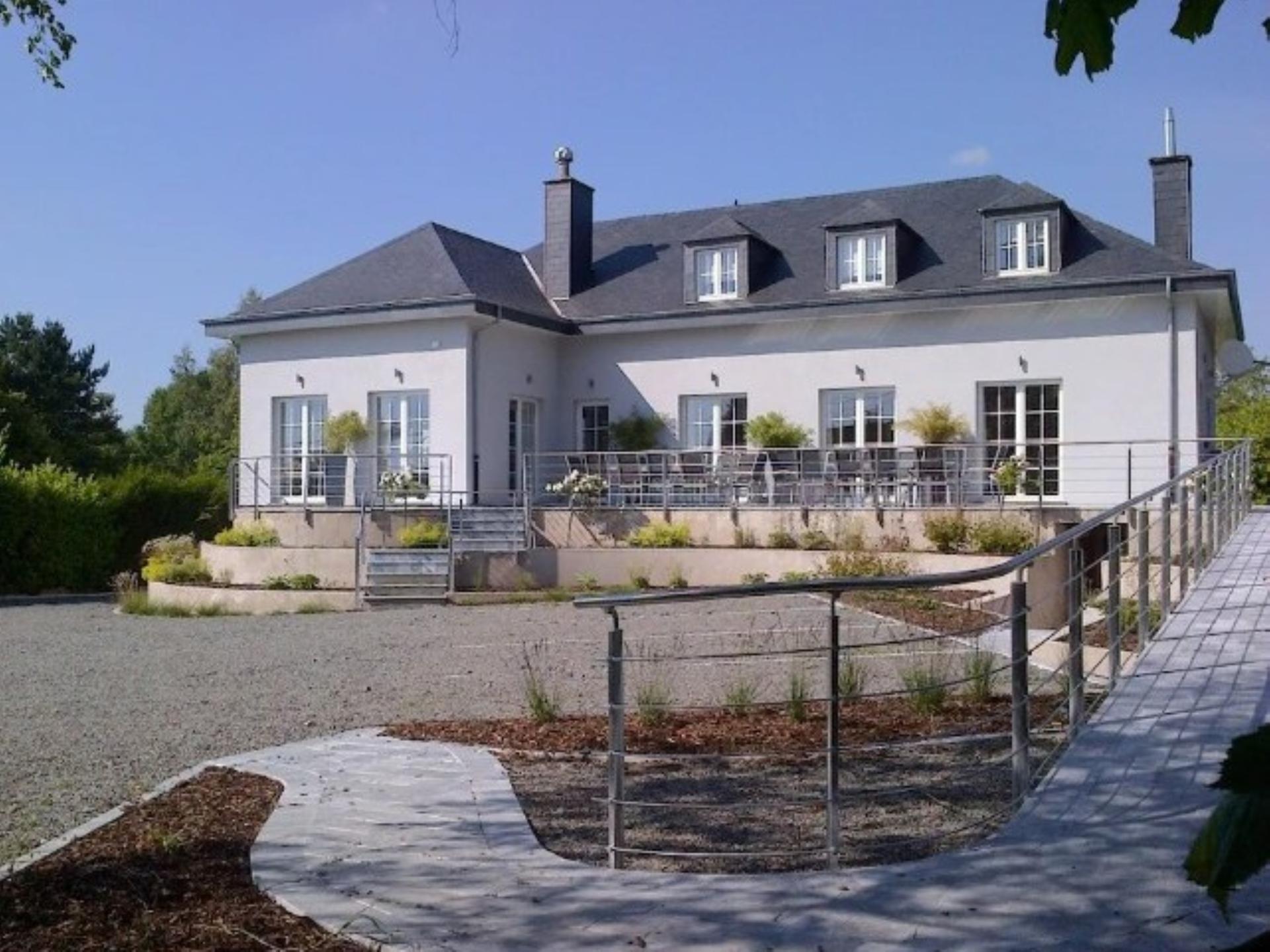 Luxe villa voor 18 personen met privé binnenzwembad en sauna in Ochamps - foto 2