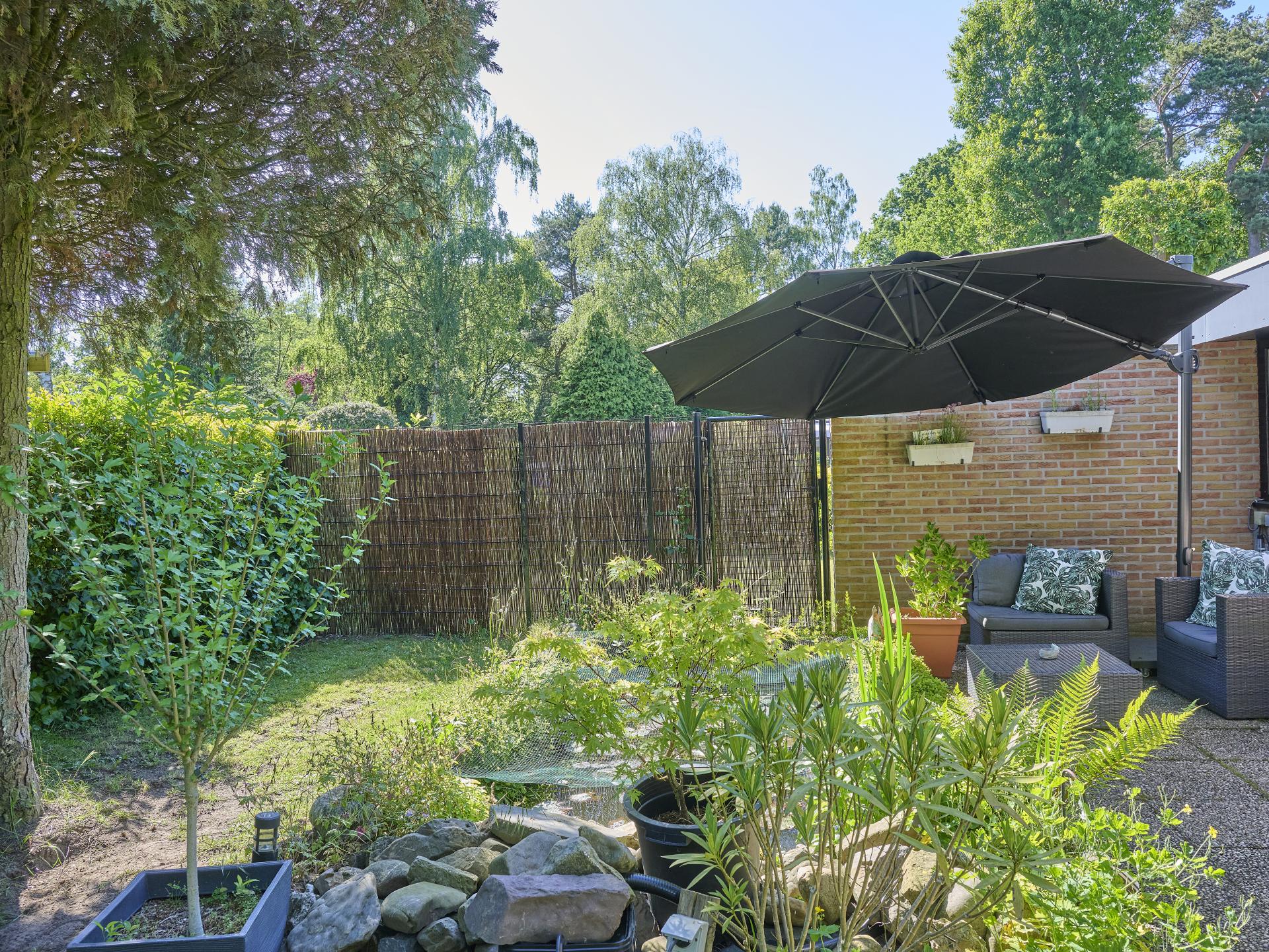 Hondvriendelijke bungalow aan de bosrand in Lanaken met zwemmeer - foto 26