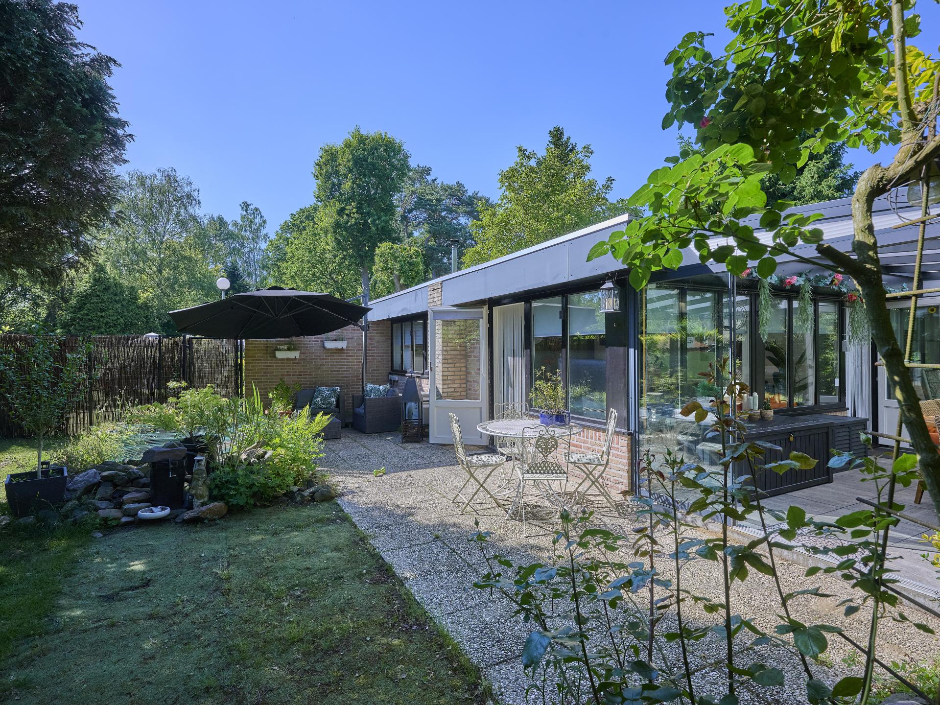 Hondvriendelijke bungalow aan de bosrand in Lanaken met zwemmeer - foto 36