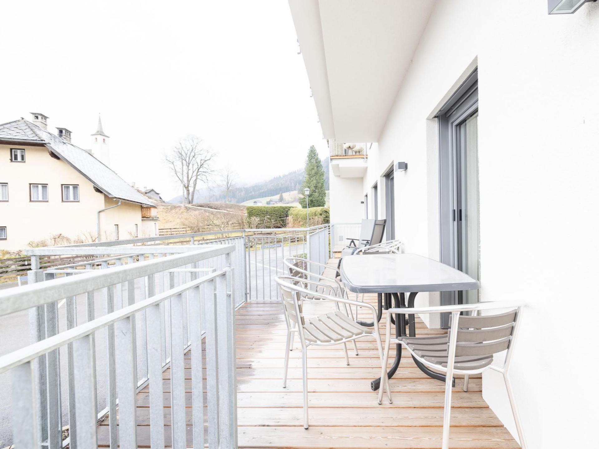 Modern appartement met terras in hartje Mauterndorf, Salzburgerland - foto 9