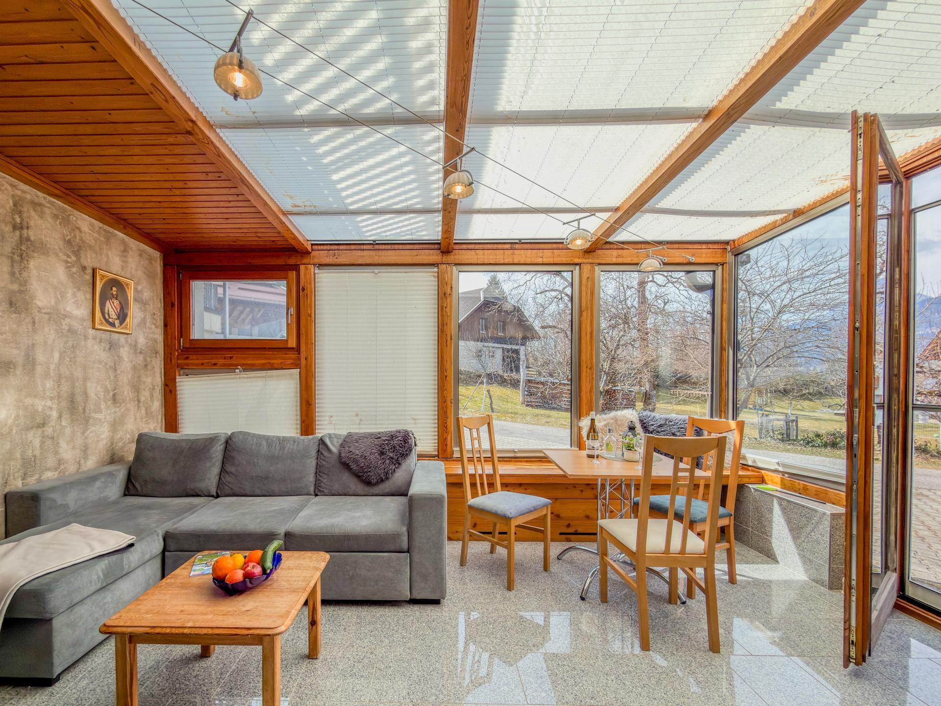 Appartement met serre en uitzicht, op 1 km van de skipiste in Tröpolach - foto 1
