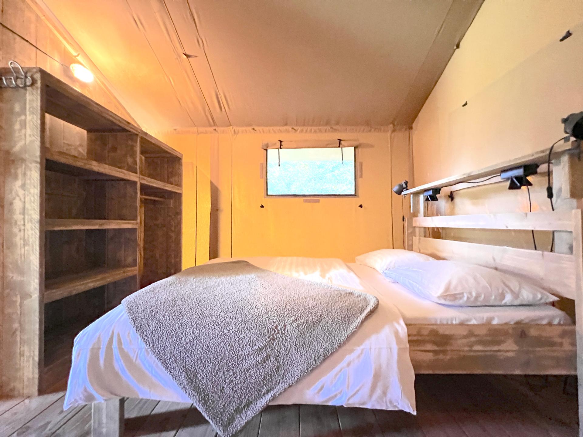 Luxe safaritent op de Veluwe voor 6 personen, nabij bos en centrum - foto 8