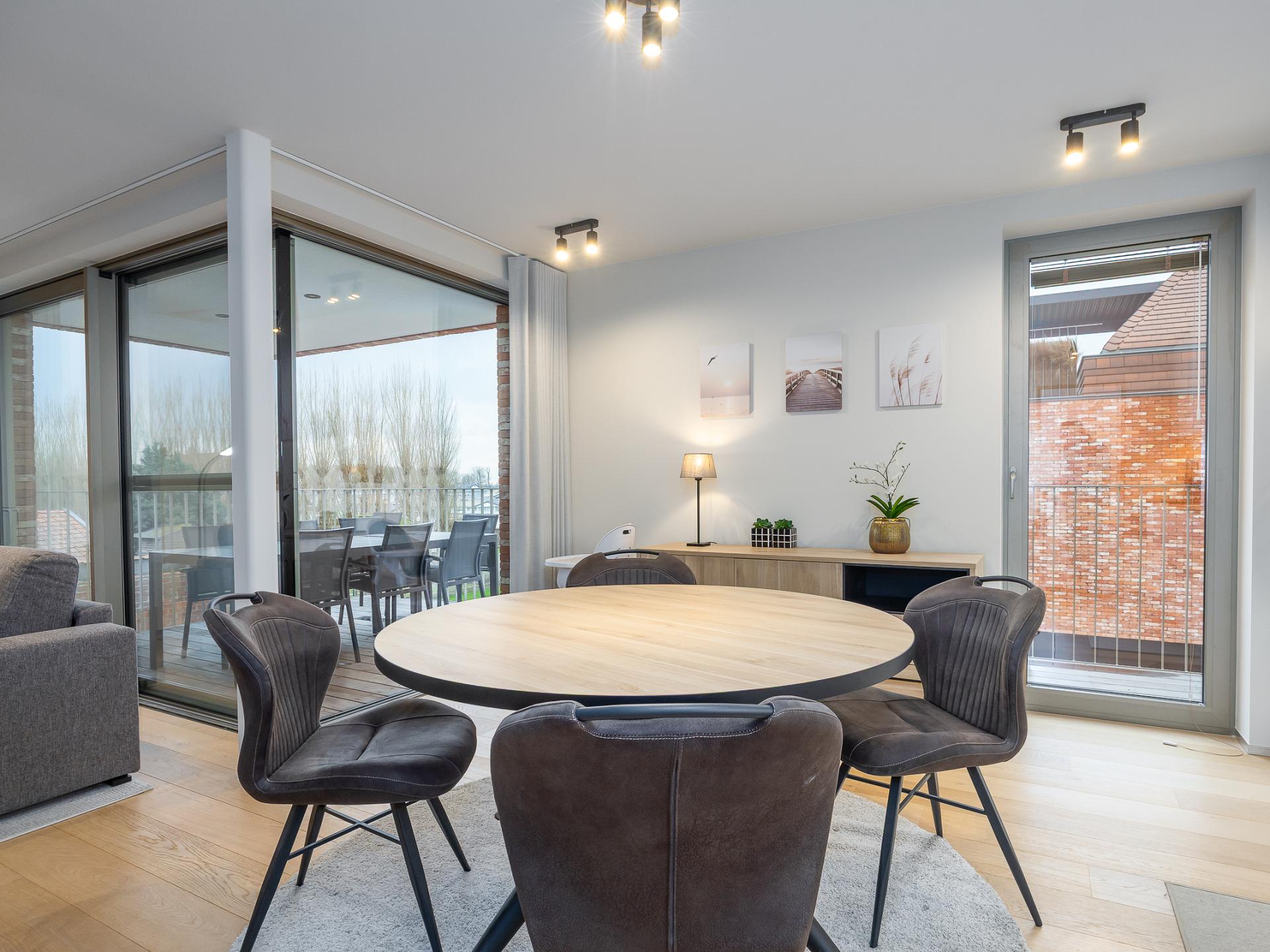 Licht appartement met zonnig terras en parking op 10 minuten van het strand - foto 8