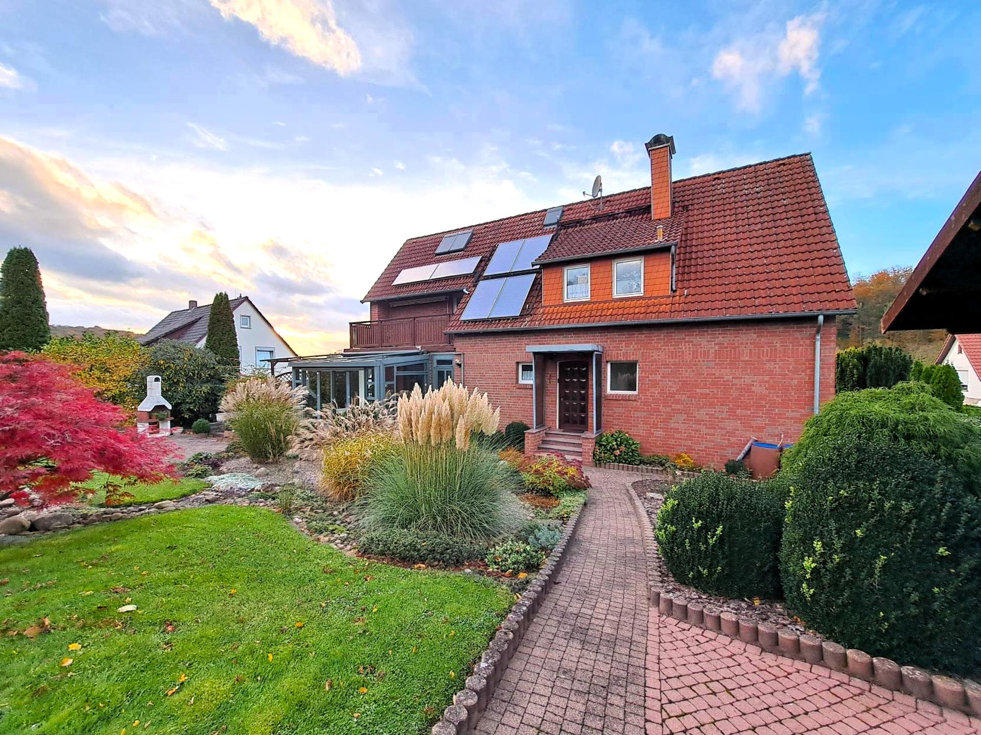 Ruim appartement voor 6 in het Weserbergland met balkon en boszicht - foto 2