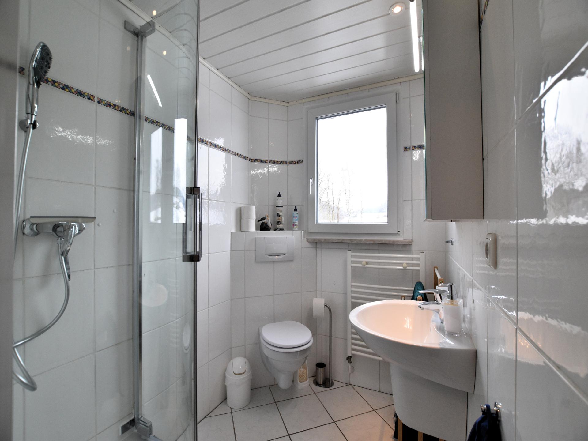 Ruim appartement voor 6 in het Weserbergland met balkon en boszicht - foto 13