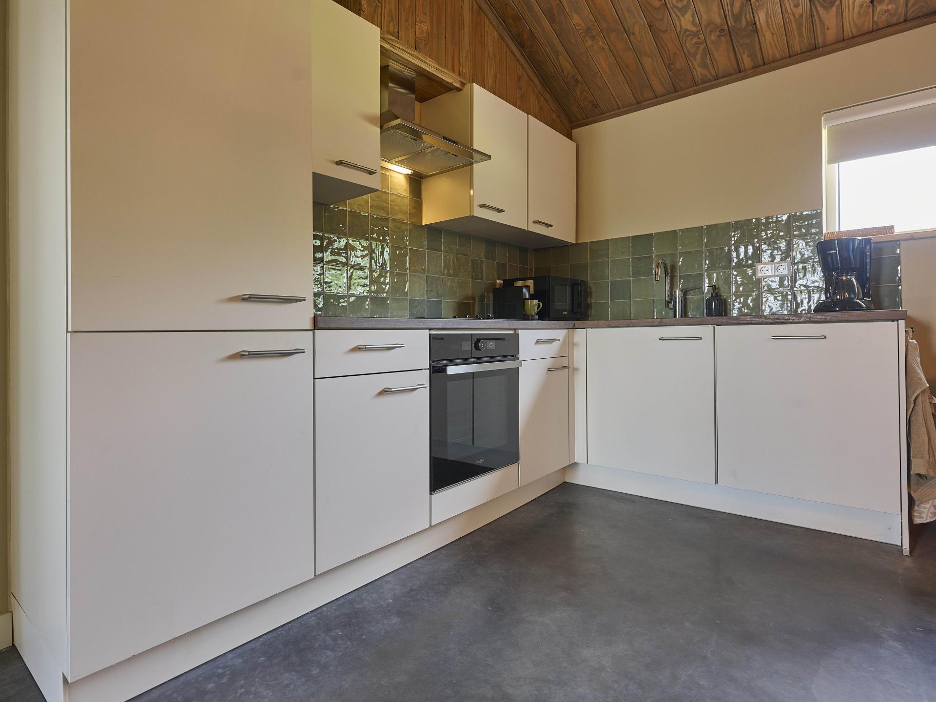 Ruime 6-persoons bungalow met weids uitzicht in het groene Diessen - foto 11