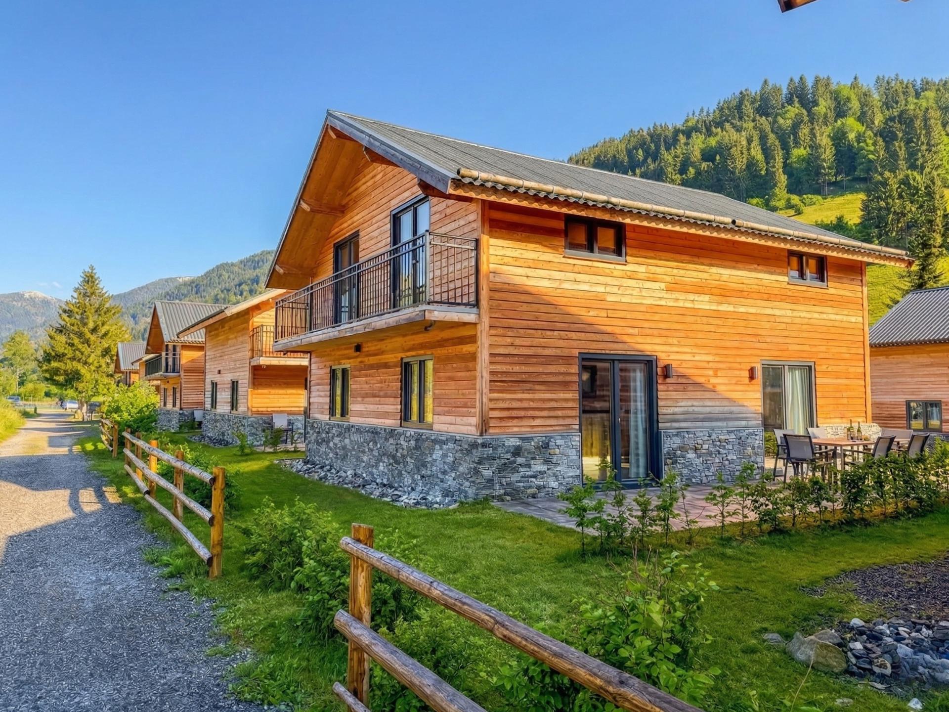 Luxe chalet met privésauna en uitzicht op de Afritzer See - foto 1
