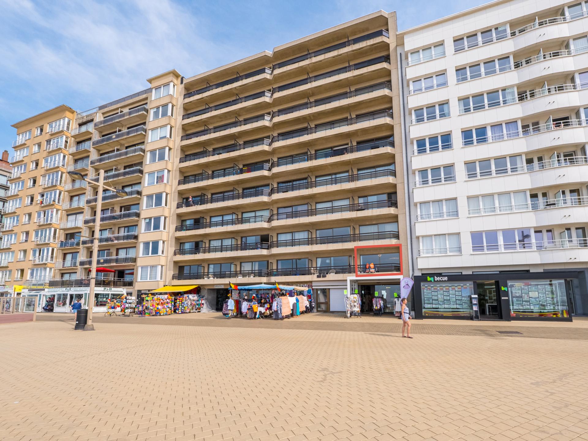 Centraal gelegen modern appartement met frontaal zeezicht in Middelkerke - foto 4