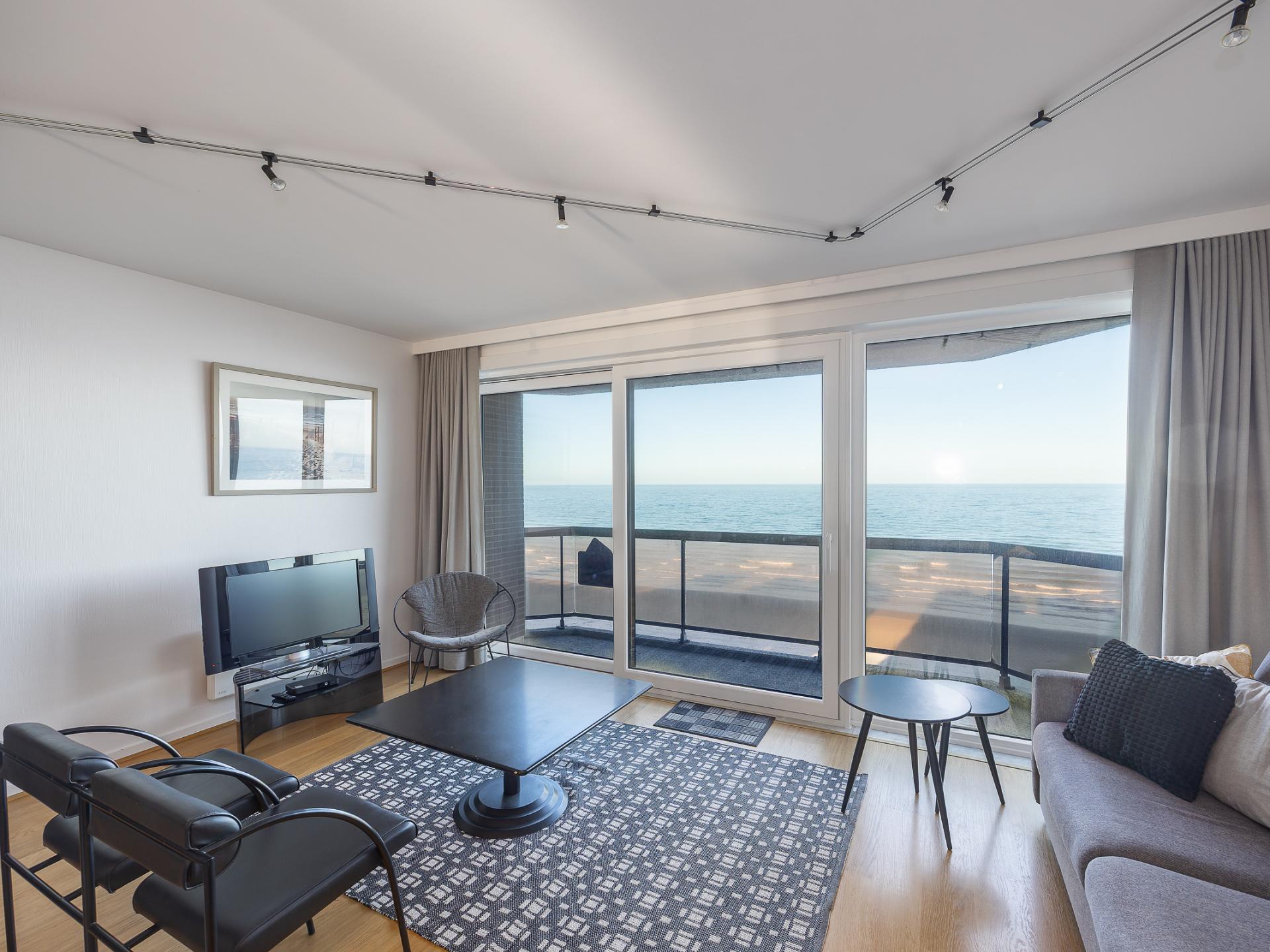 Zonnig appartement op de 7e verdieping met zeezicht en twee terrassen - foto 3