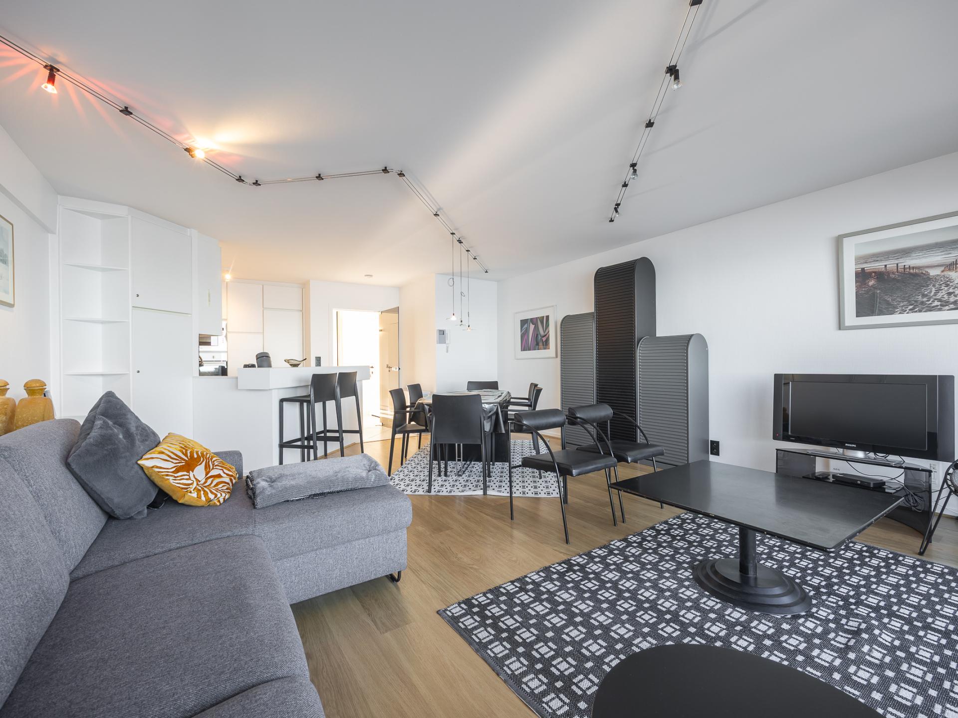 Zonnig appartement op de 7e verdieping met zeezicht en twee terrassen - foto 5