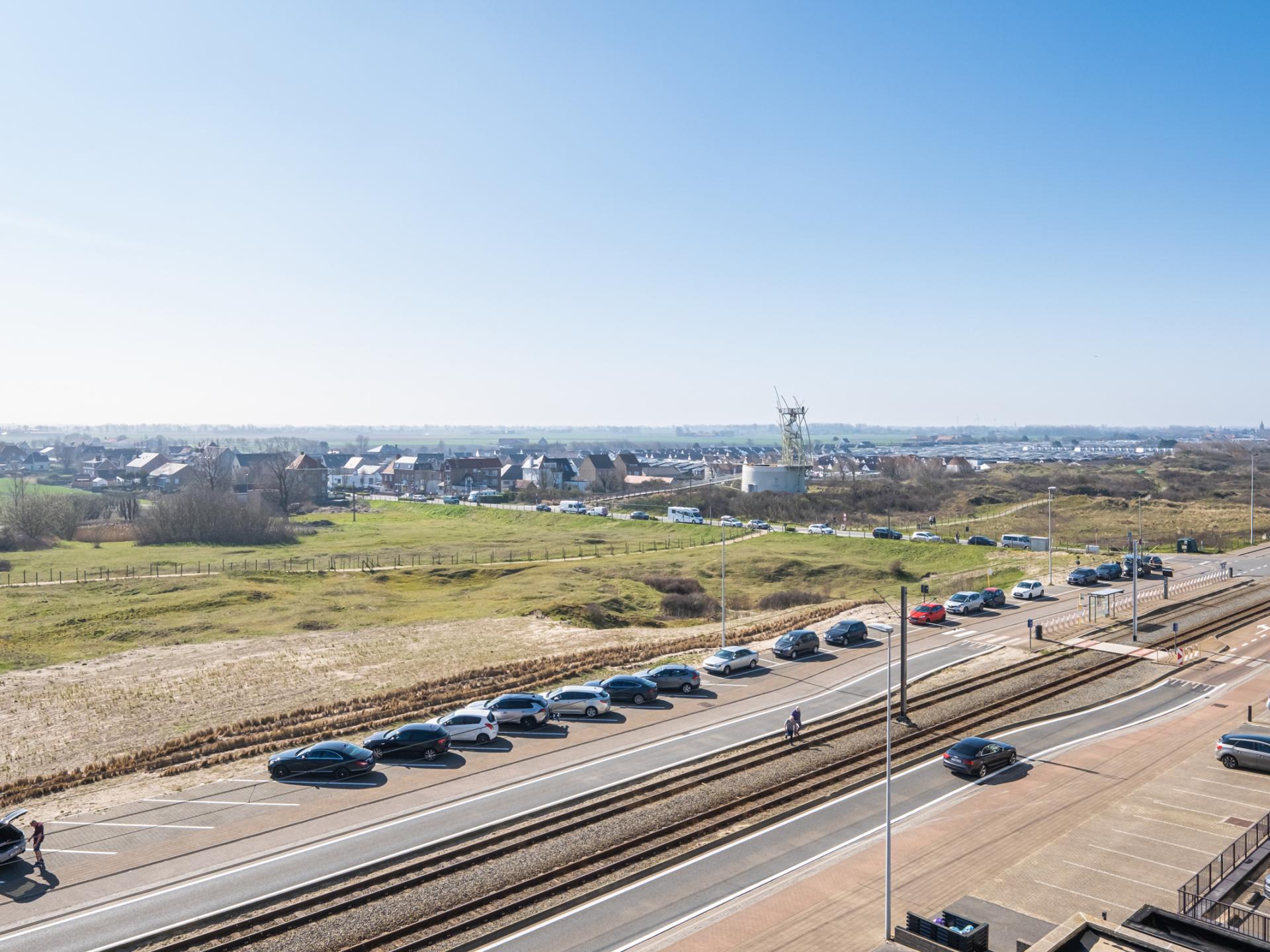 Zonnig appartement op 5e verdieping met terras en weids zeezicht in Middelkerke - foto 9