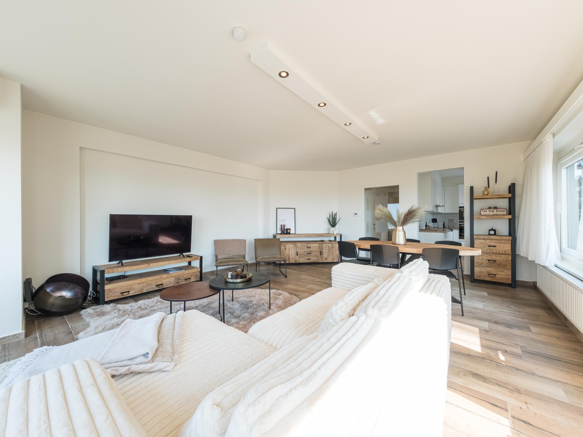 Hoekappartement met zeezicht in hartje Middelkerke, 80m van centrum - foto 5