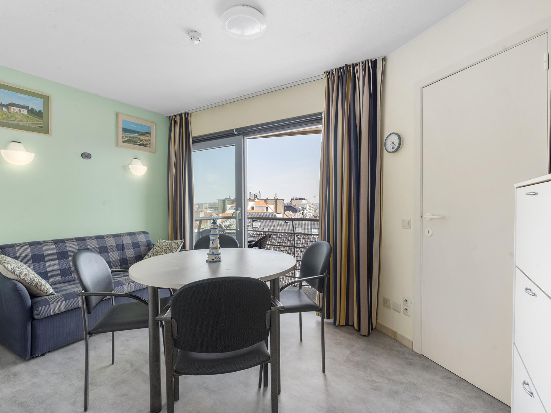 Zonnige studio met terras en strandcabine, 6 meter van centrum Blankenberge - foto 2