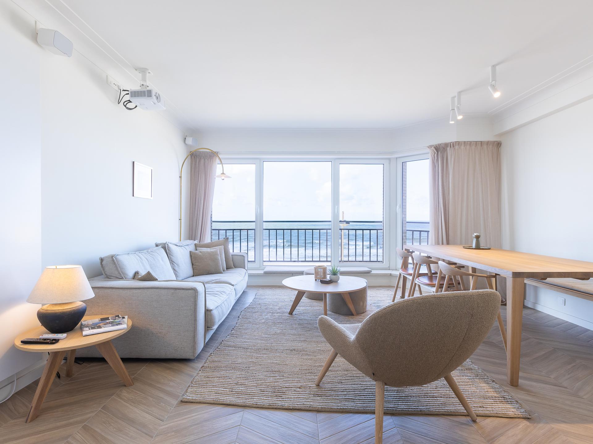 Lichtrijk appartement met frontaal zeezicht in Middelkerke - foto 1