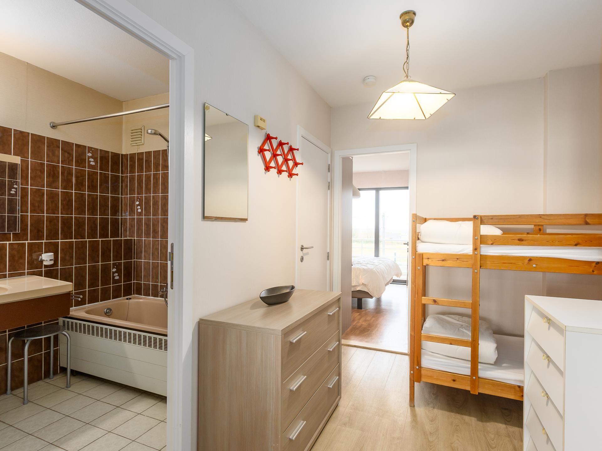 6-persoons appartement met zeezicht in centrum Middelkerke · 1 slk - foto 9