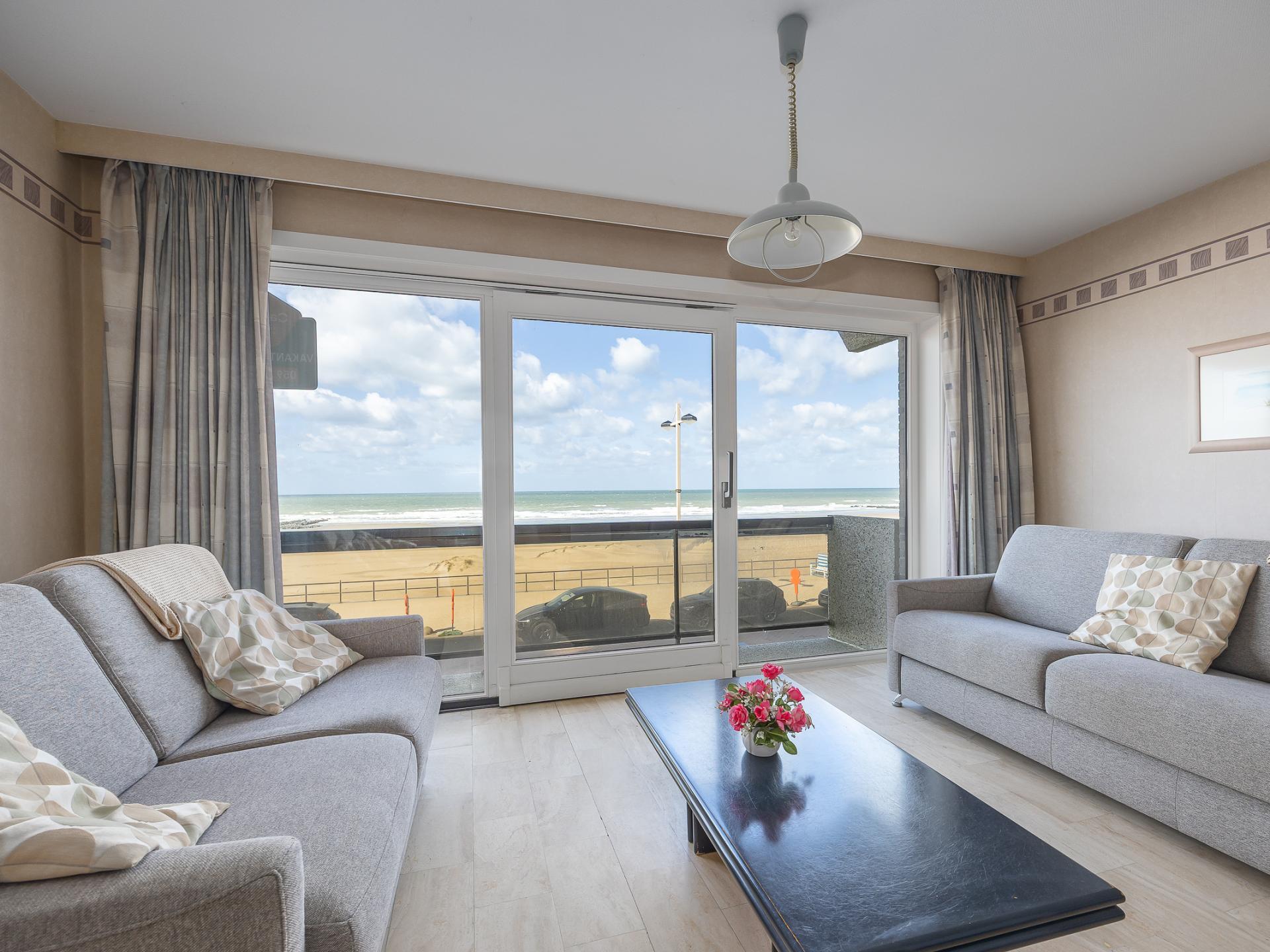 Zonovergoten appartement met zeezicht in Middelkerke, vlakbij strand - foto 1