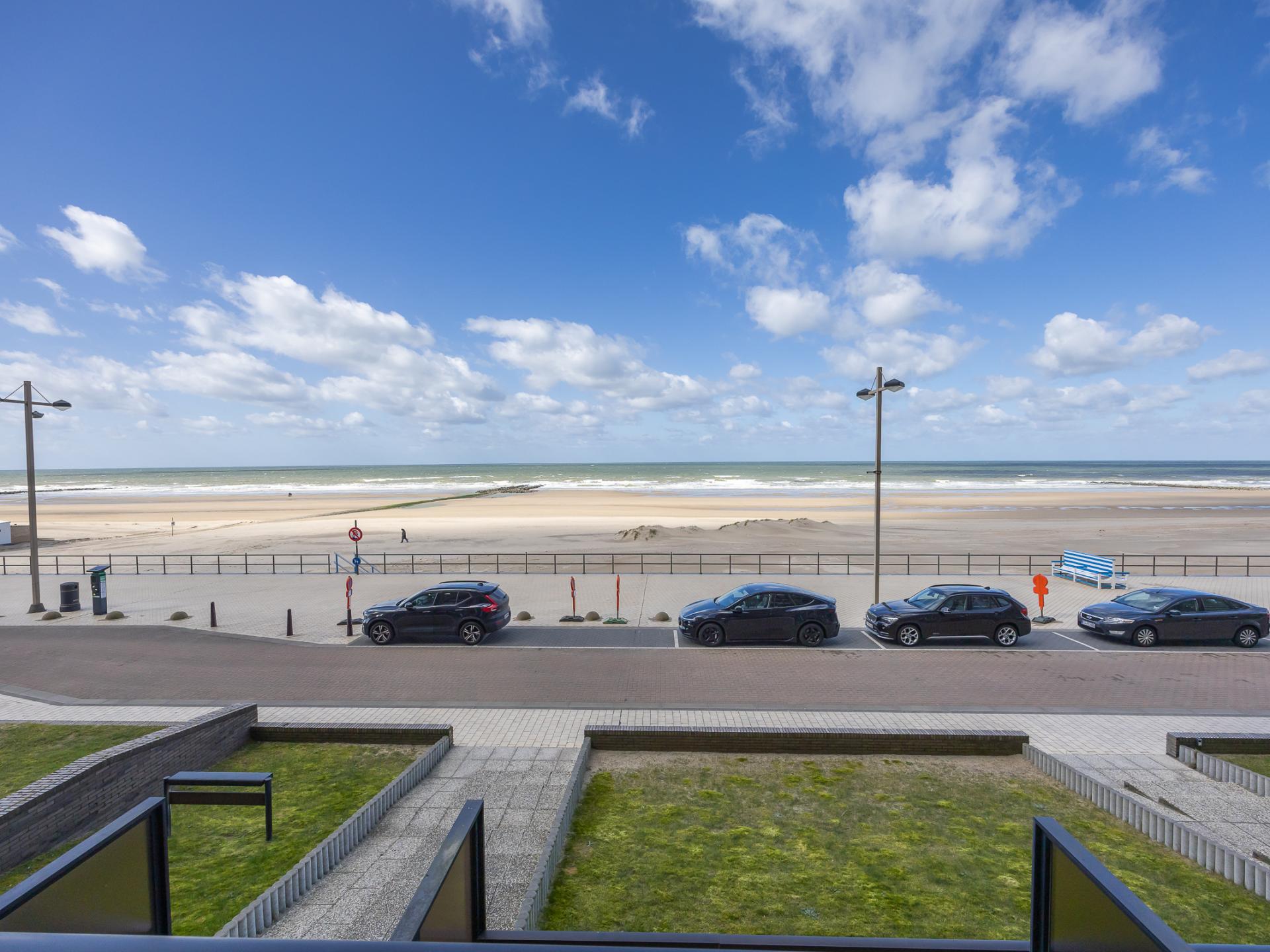 Zonovergoten appartement met zeezicht in Middelkerke, vlakbij strand - foto 19