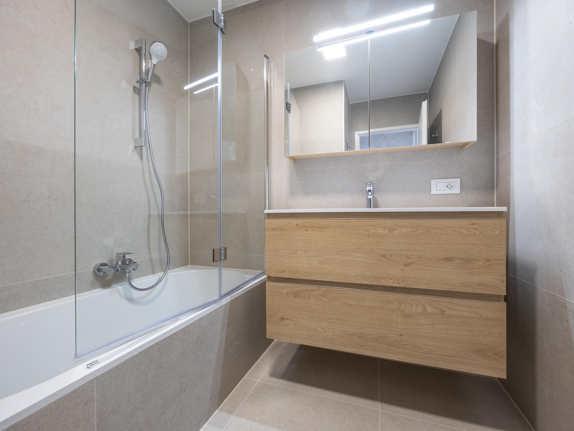 Zonovergoten appartement met zeezicht in Middelkerke, vlakbij strand - foto 7