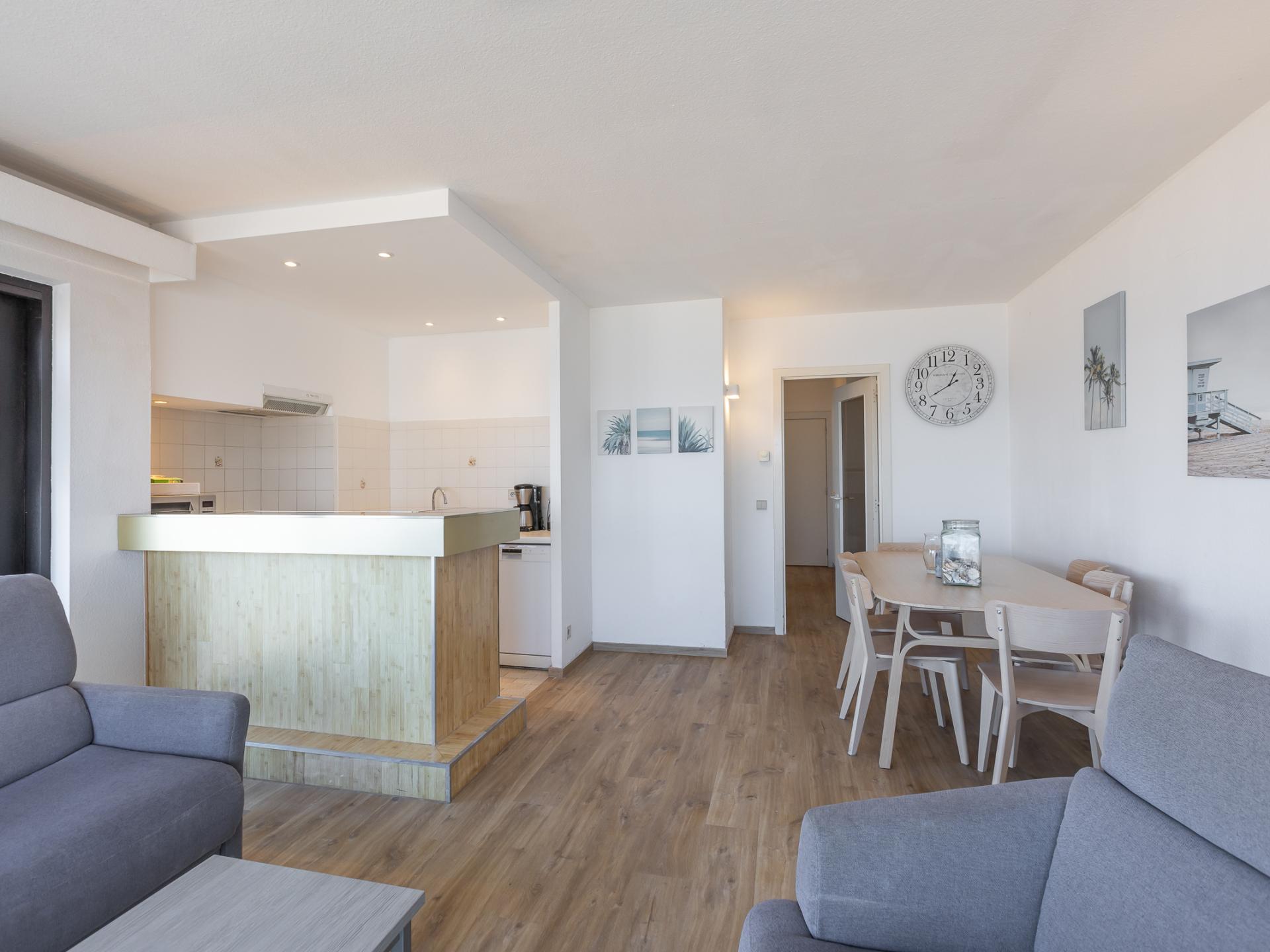 Centraal gelegen hoekappartement in Middelkerke met fenomenaal zeezicht - foto 4