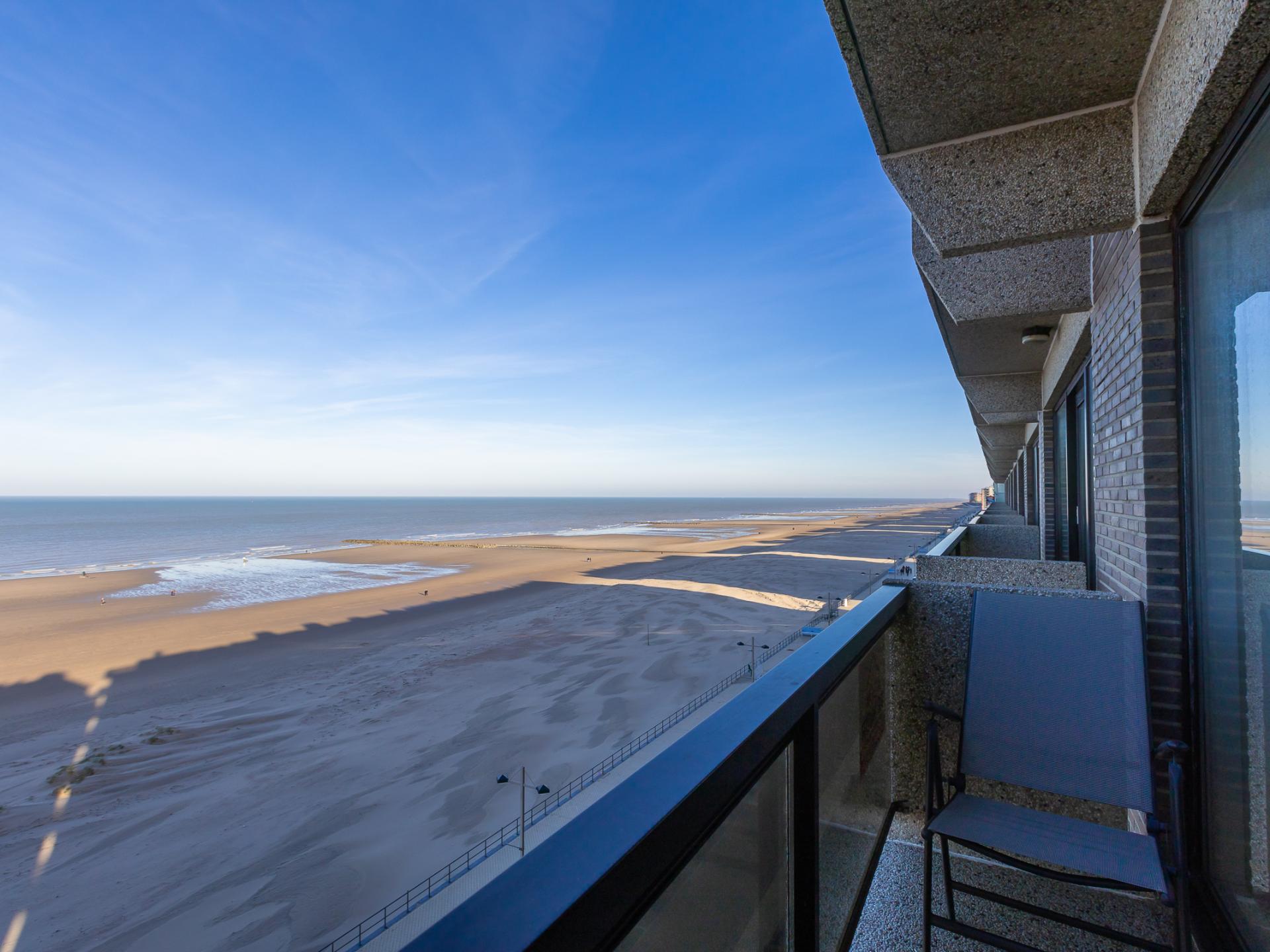 Zonovergoten appartement op de 7e verdieping met zeezicht en garage in Middelkerke - foto 12