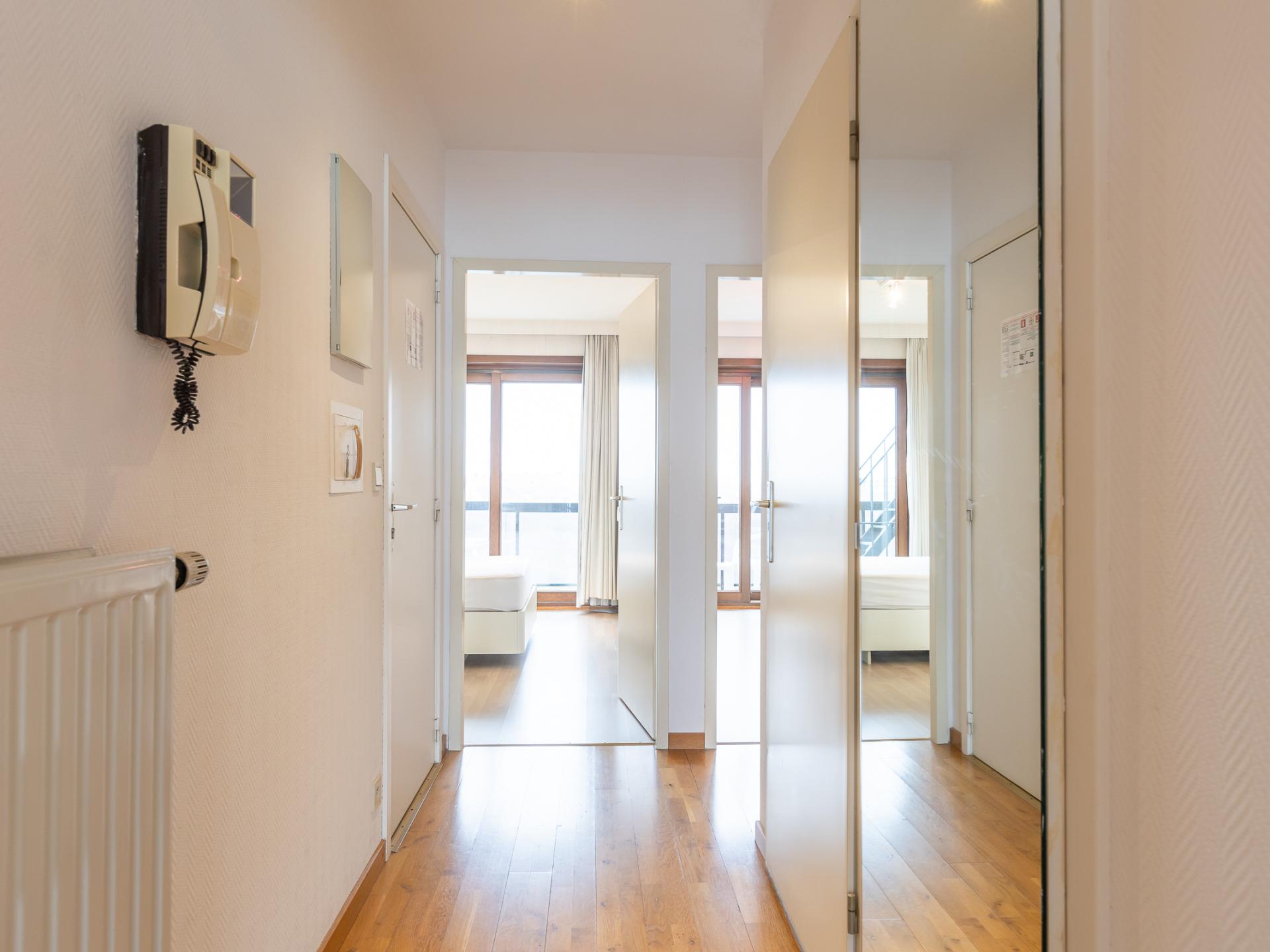 Licht appartement met zonnig terras en prachtig zeezicht in Middelkerke - foto 8