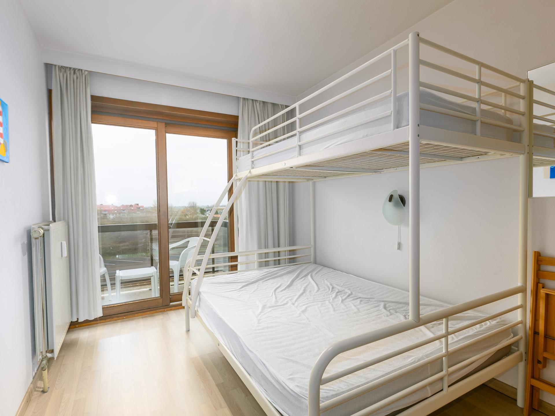 Licht appartement met zonnig terras en prachtig zeezicht in Middelkerke - foto 11