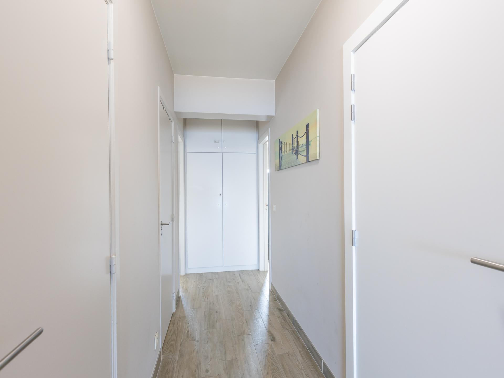 Centraal gelegen appartement in Middelkerke met frontaal zeezicht · 75 m² - foto 9