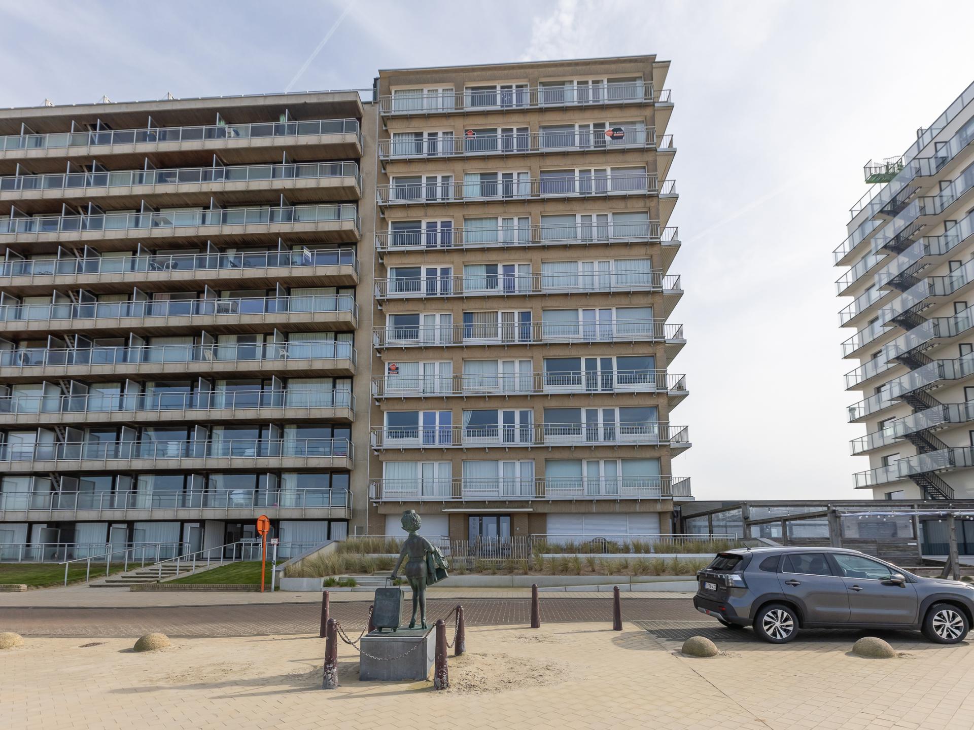 Centraal gelegen appartement in Middelkerke met frontaal zeezicht · 75 m² - foto 17