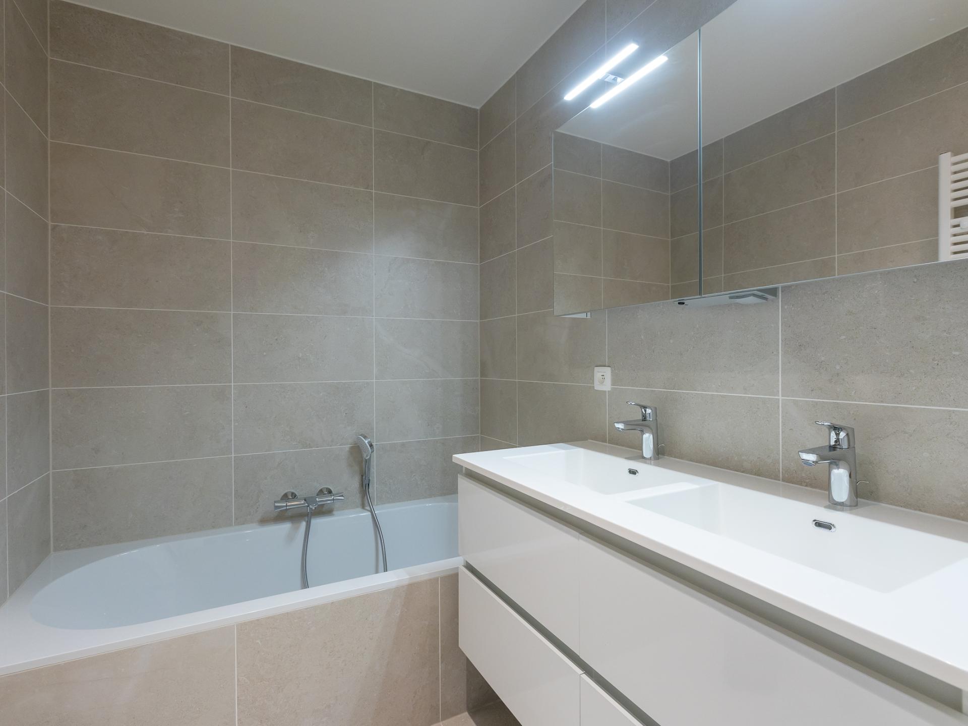 Hoekappartement met 3 slaapkamers in hartje Middelkerke, 90m van het centrum - foto 17