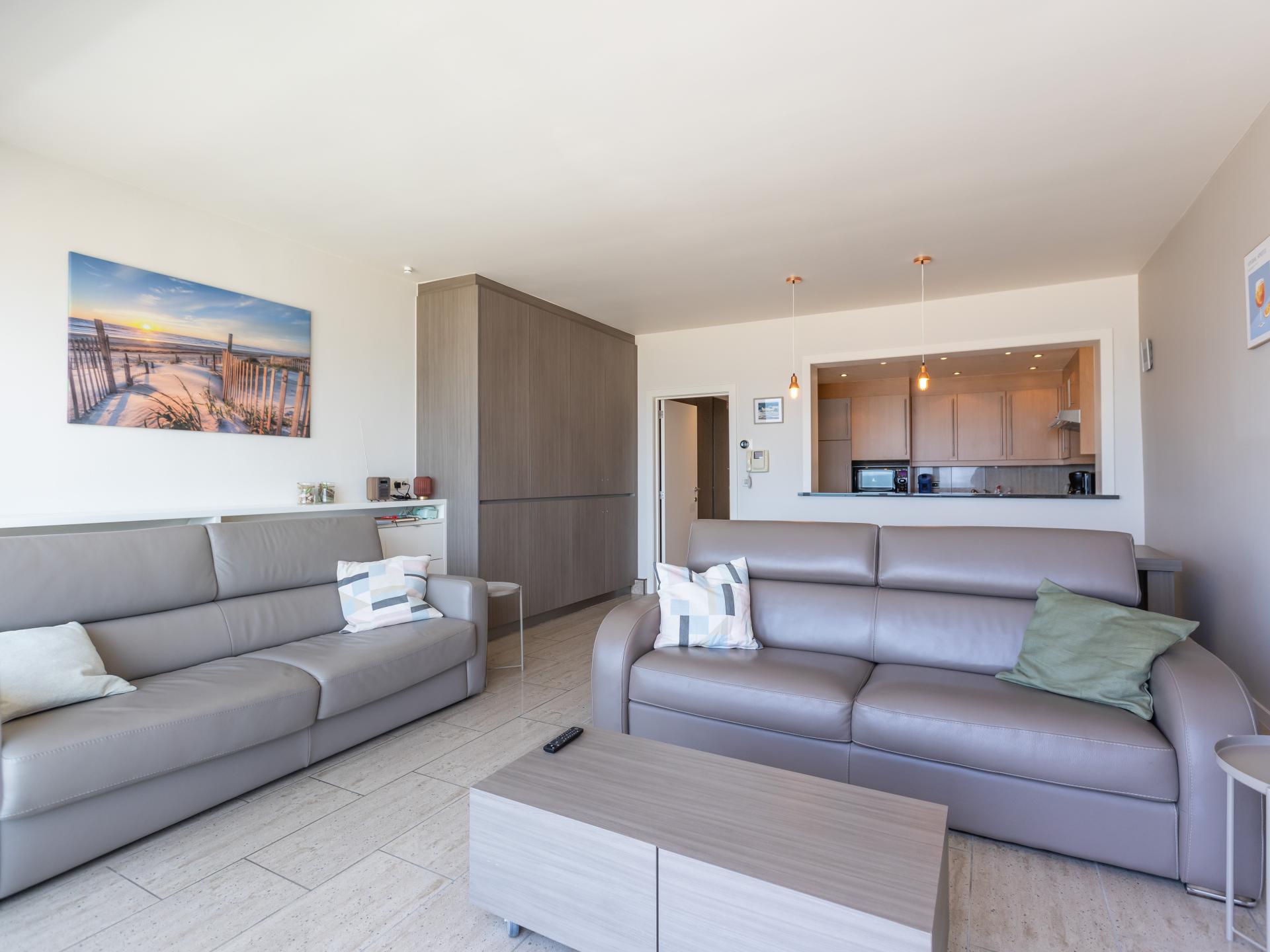 Zonovergoten appartement op de Zeedijk met weids zeezicht voor 8 personen - foto 8